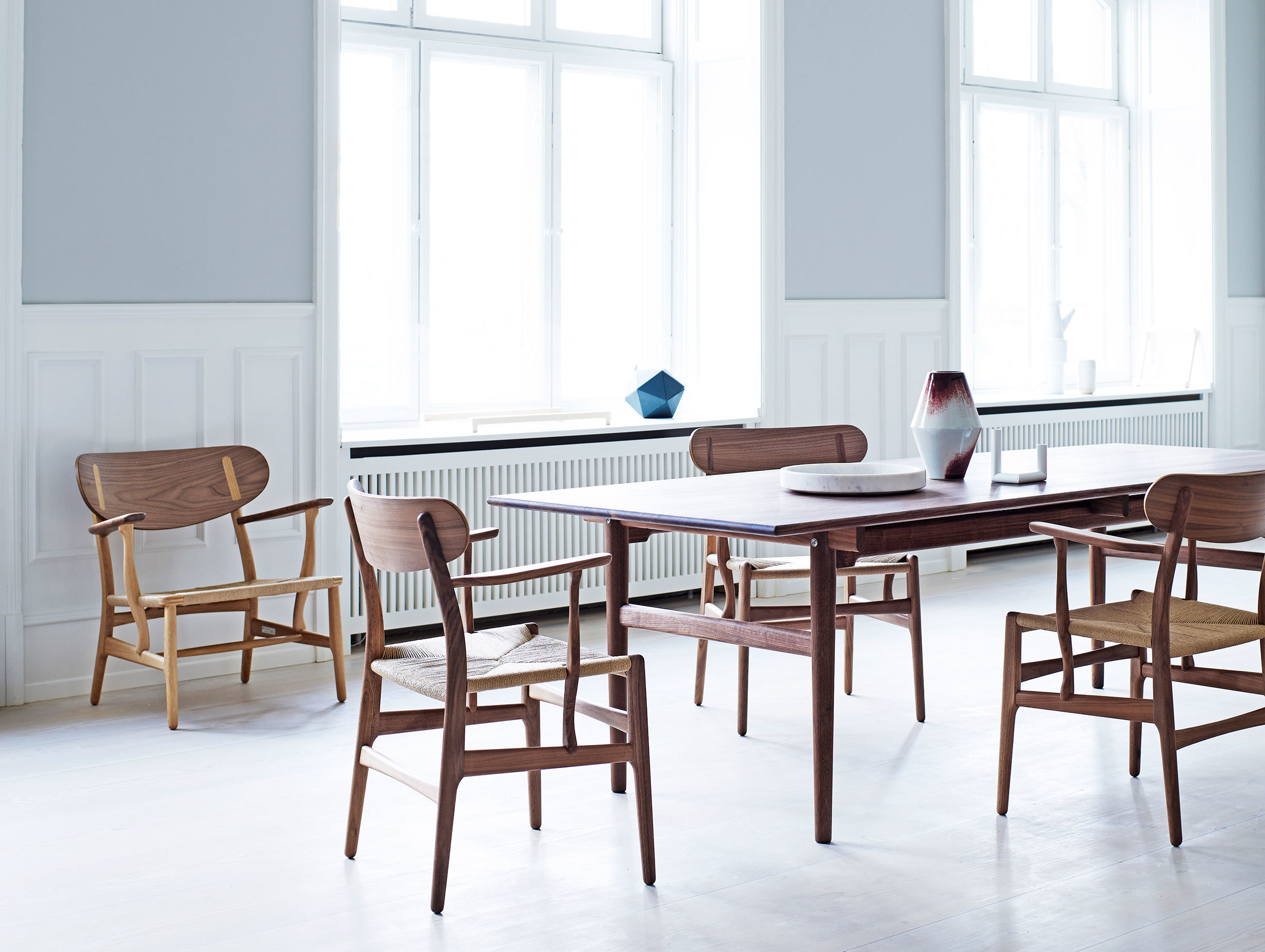 Carl Hansen Ch26 Walnut Oak Mix Hans Wegner