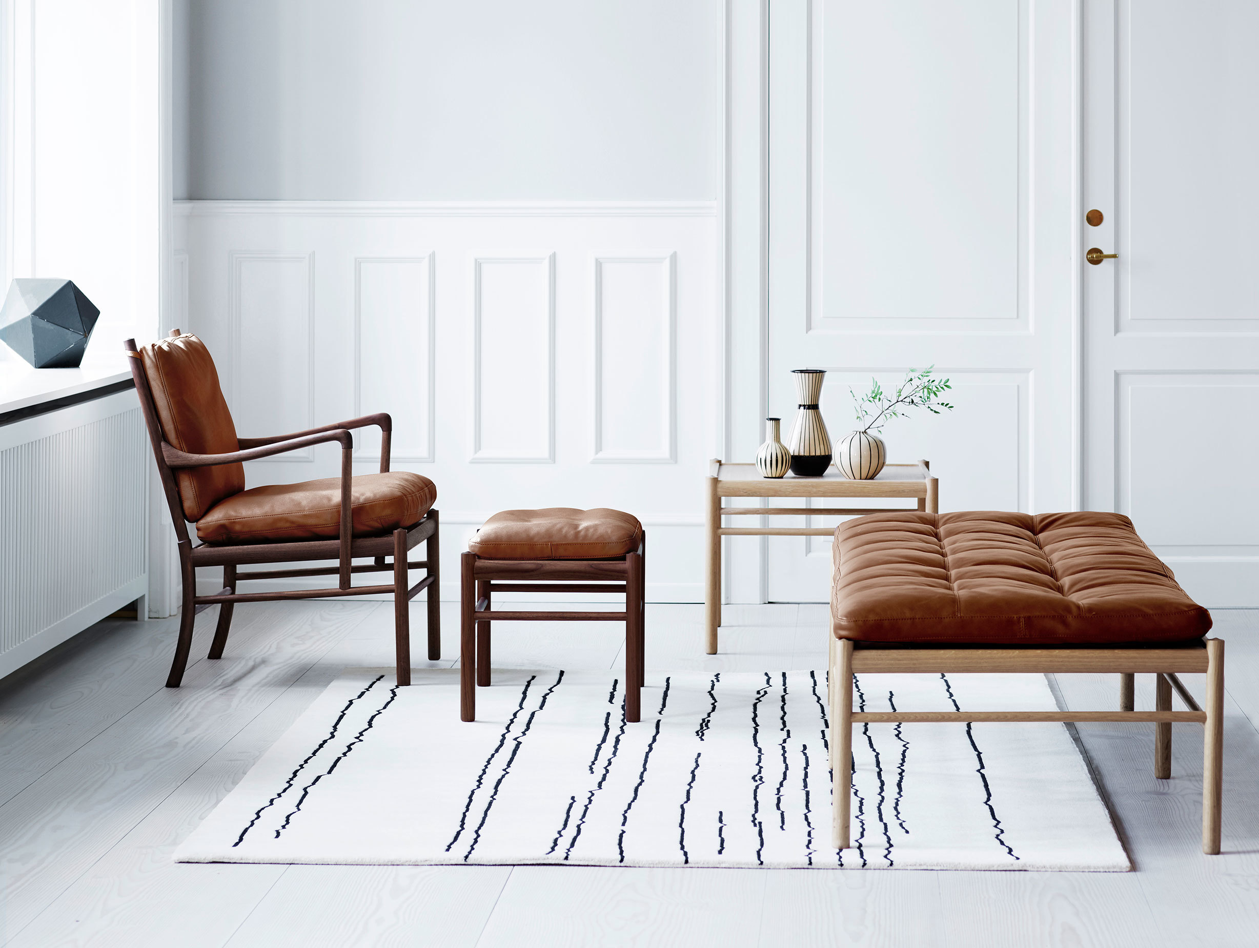 Carl Hansen Ow149 Colonial Chair Walnut Colonial Daybed Oak