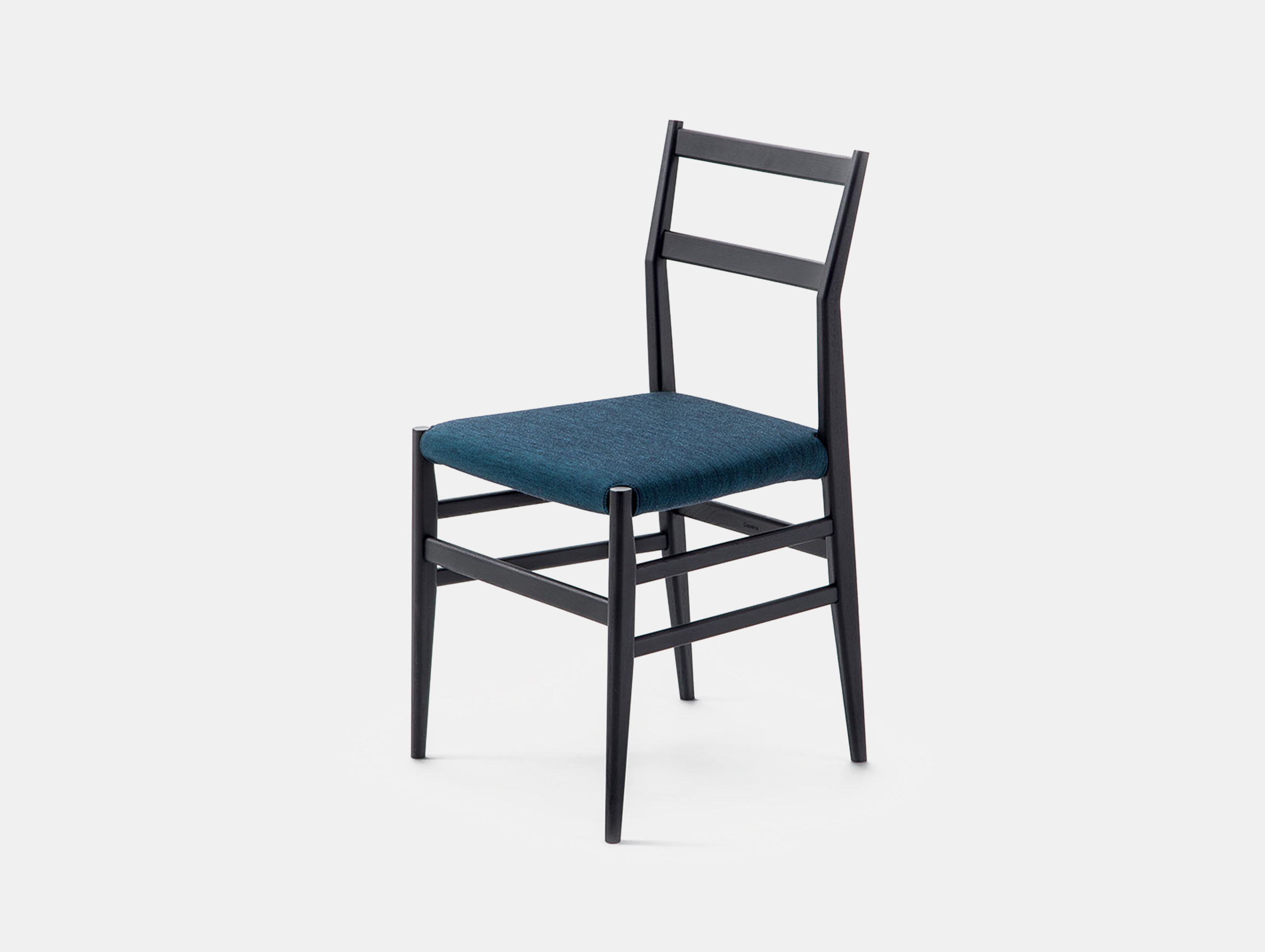 Cassina leggera chair story 3