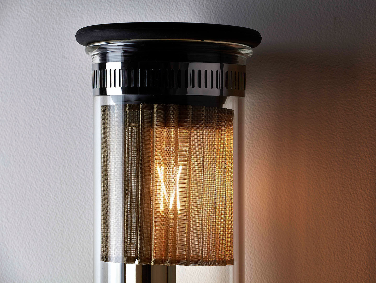 Dcw Itt 100 500 Wall Lamp Gold Detail 1 Dominique Perrault Gaelle Lauriot Prevost