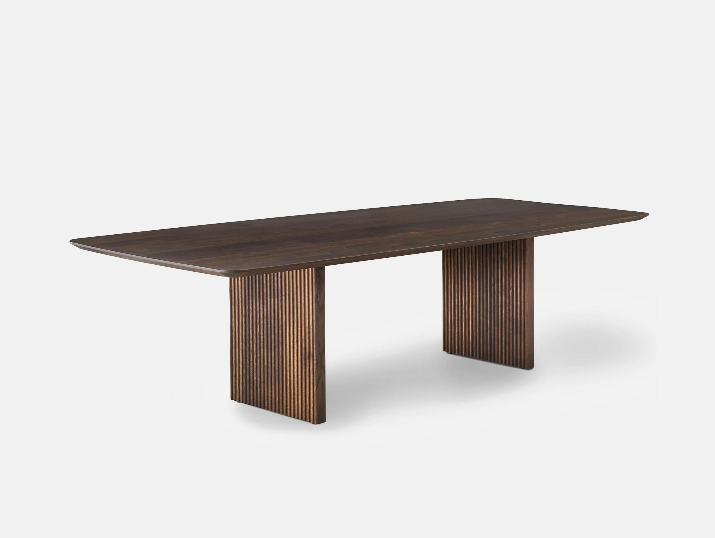 Dk3 ten table rectangle smoked oak