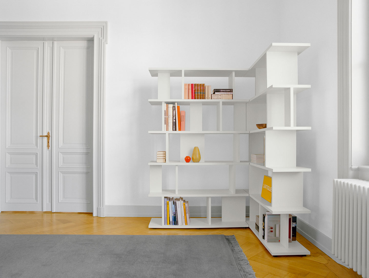 E15 Arie Shelves white high x2 corner st Arik Levy