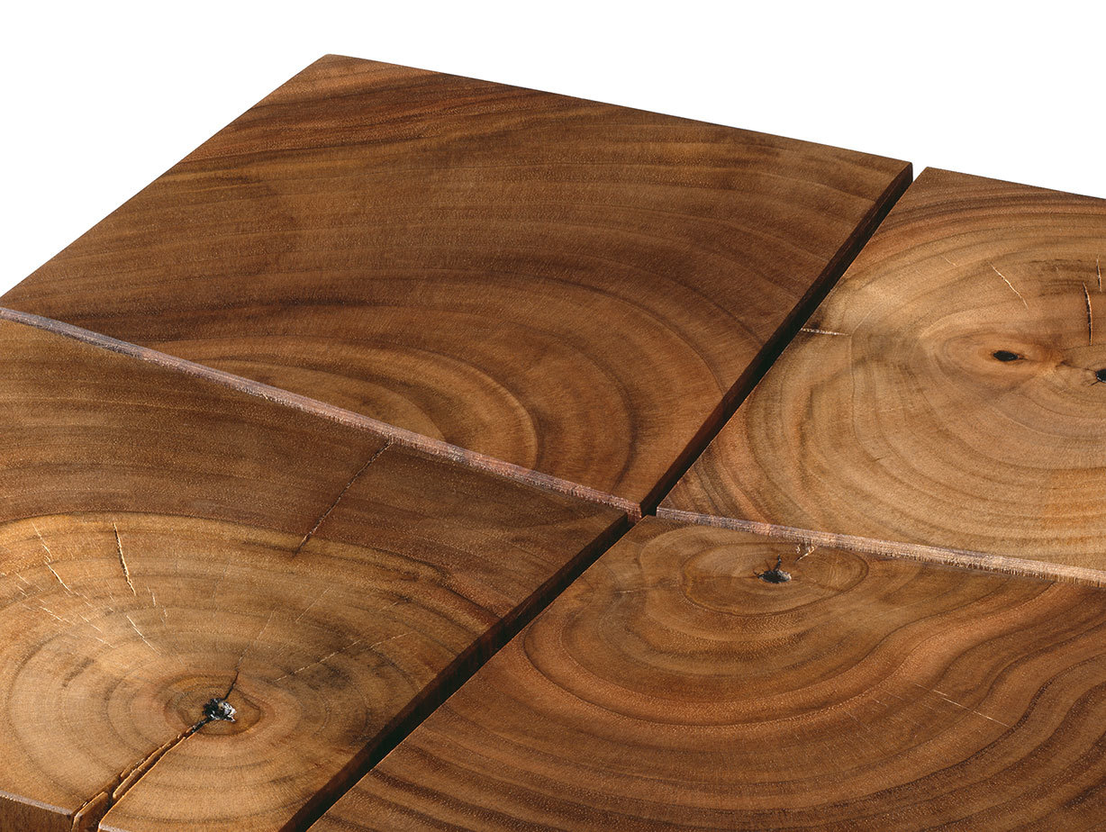 E15 BACKENZAHN stool walnut detail w