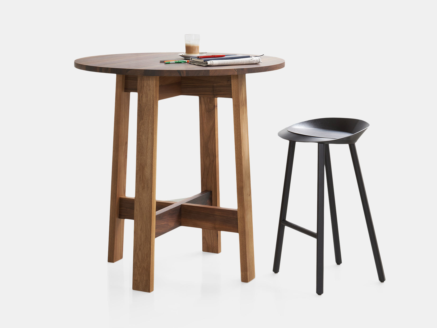 E15 Basis Round High Table walnut sm David Chipperfield