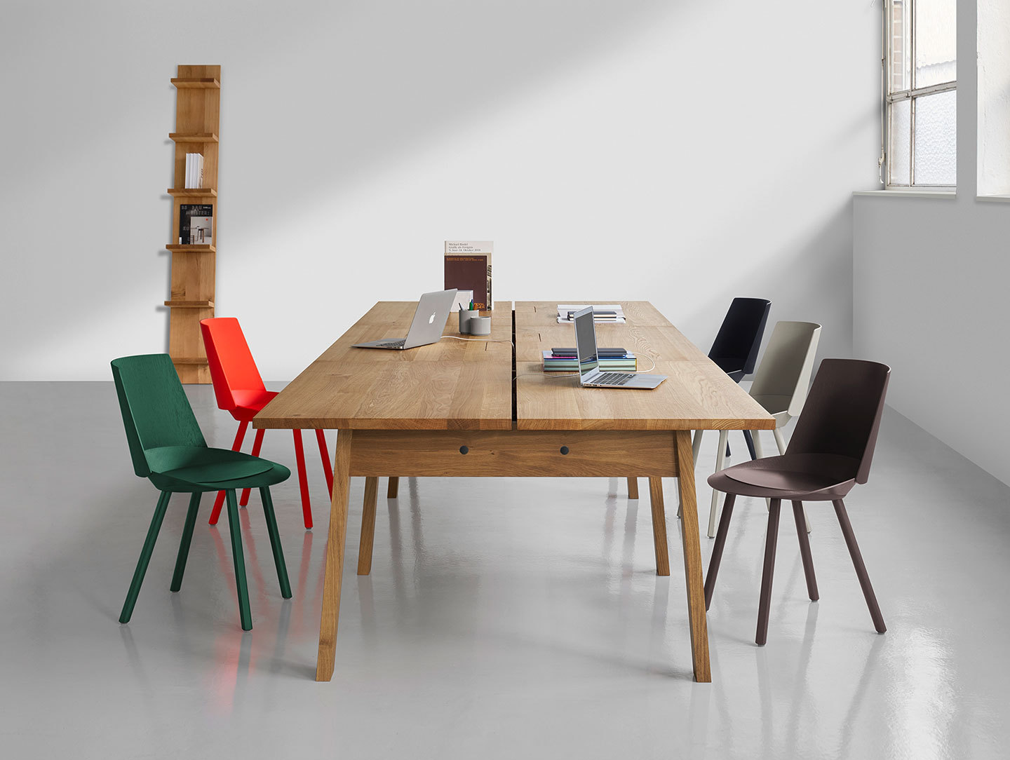 E15 Basis Workstation Desk 3 David Chipperfield