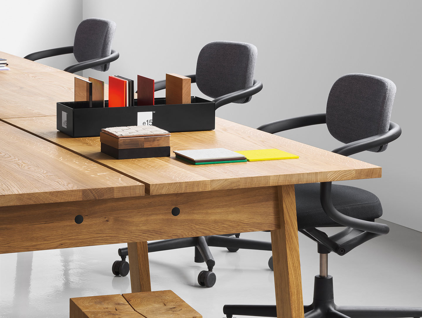 E15 Basis Workstation Desk detail 2 David Chipperfield