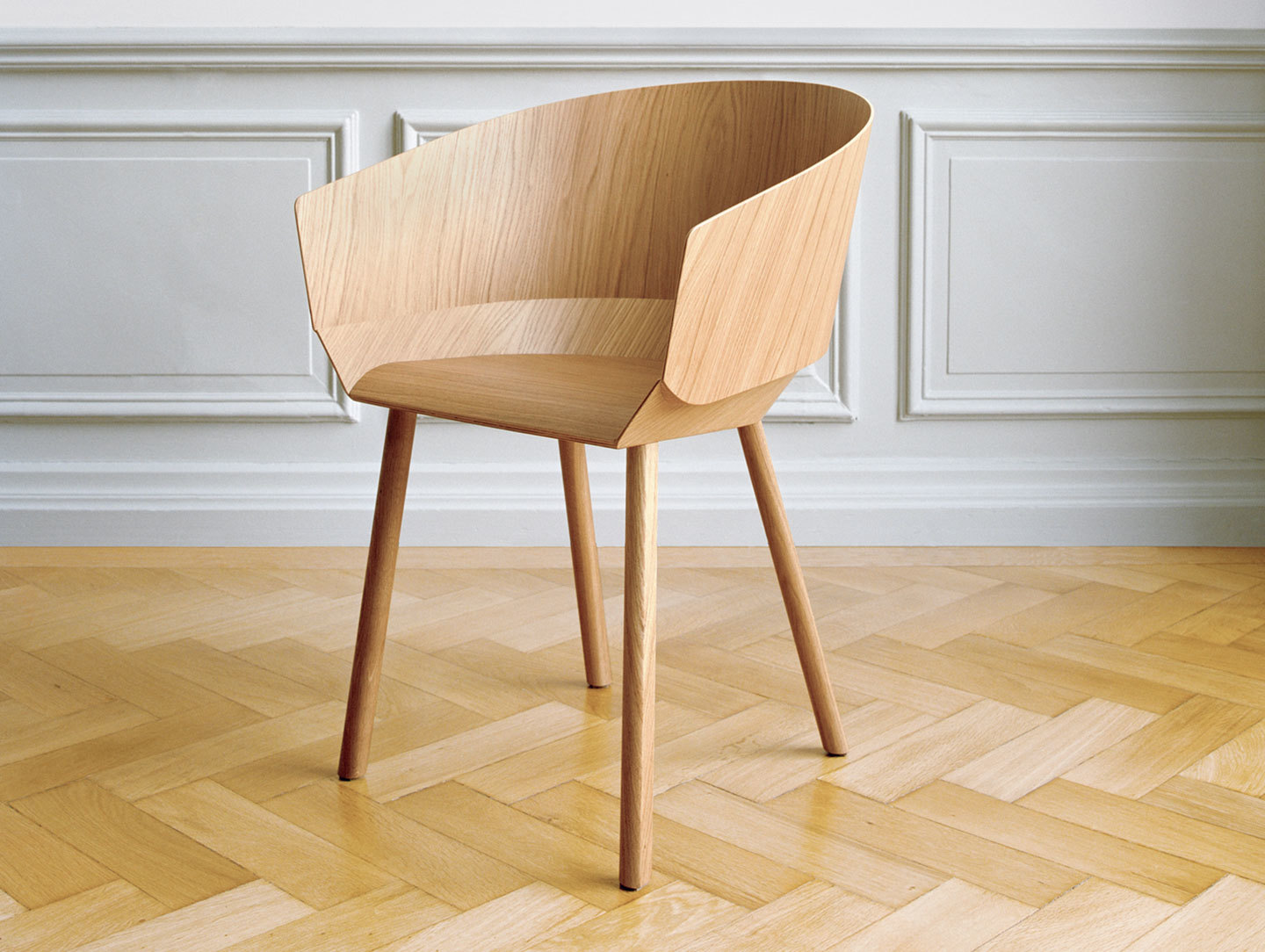 E15 Houdini Armchair Oak Stefan Diez