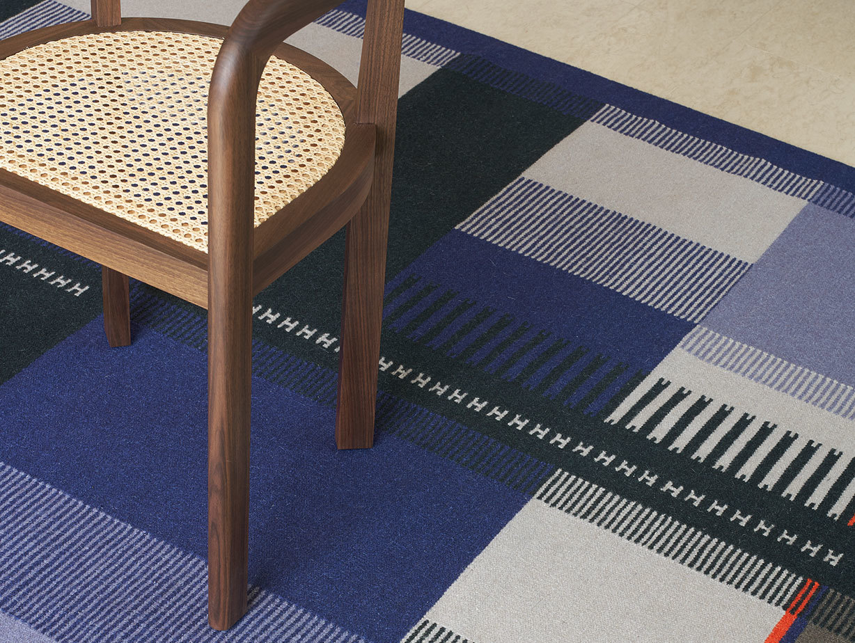 E15 RH01 STUTTGART walnut cane weave RH02 ZET 02