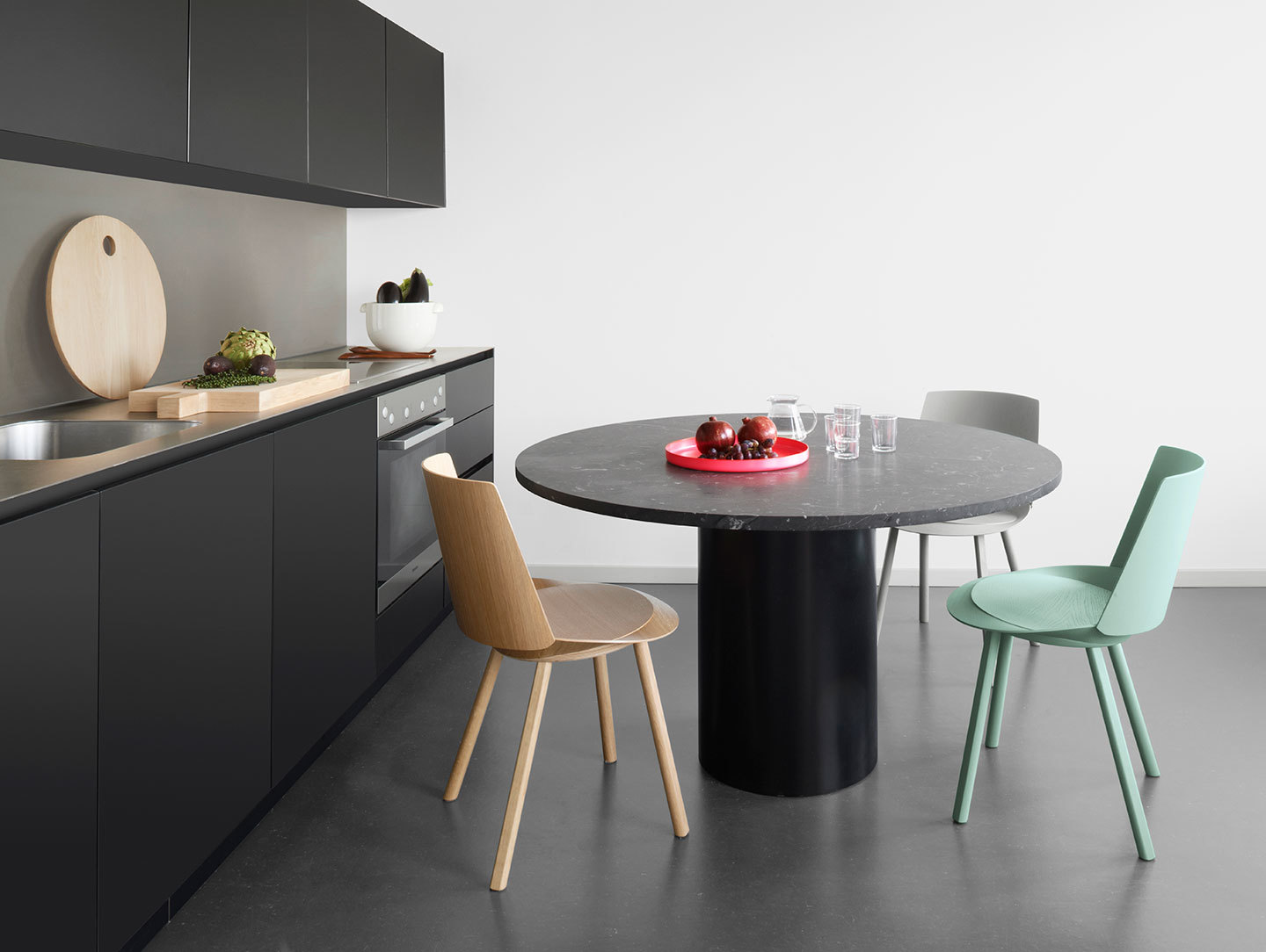 E15 hiroki table black marble kitchen philipp mainzer