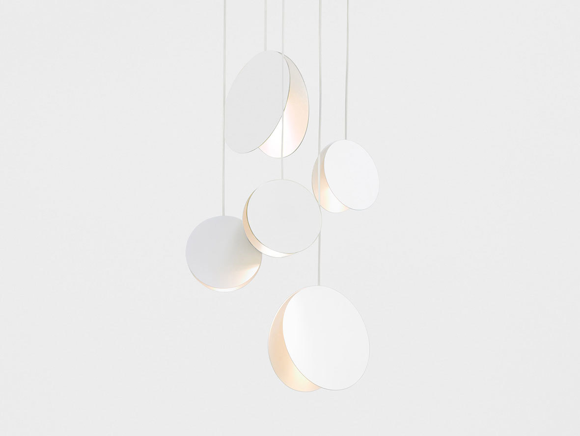 E15 LT05 NORTH PENDANTS white