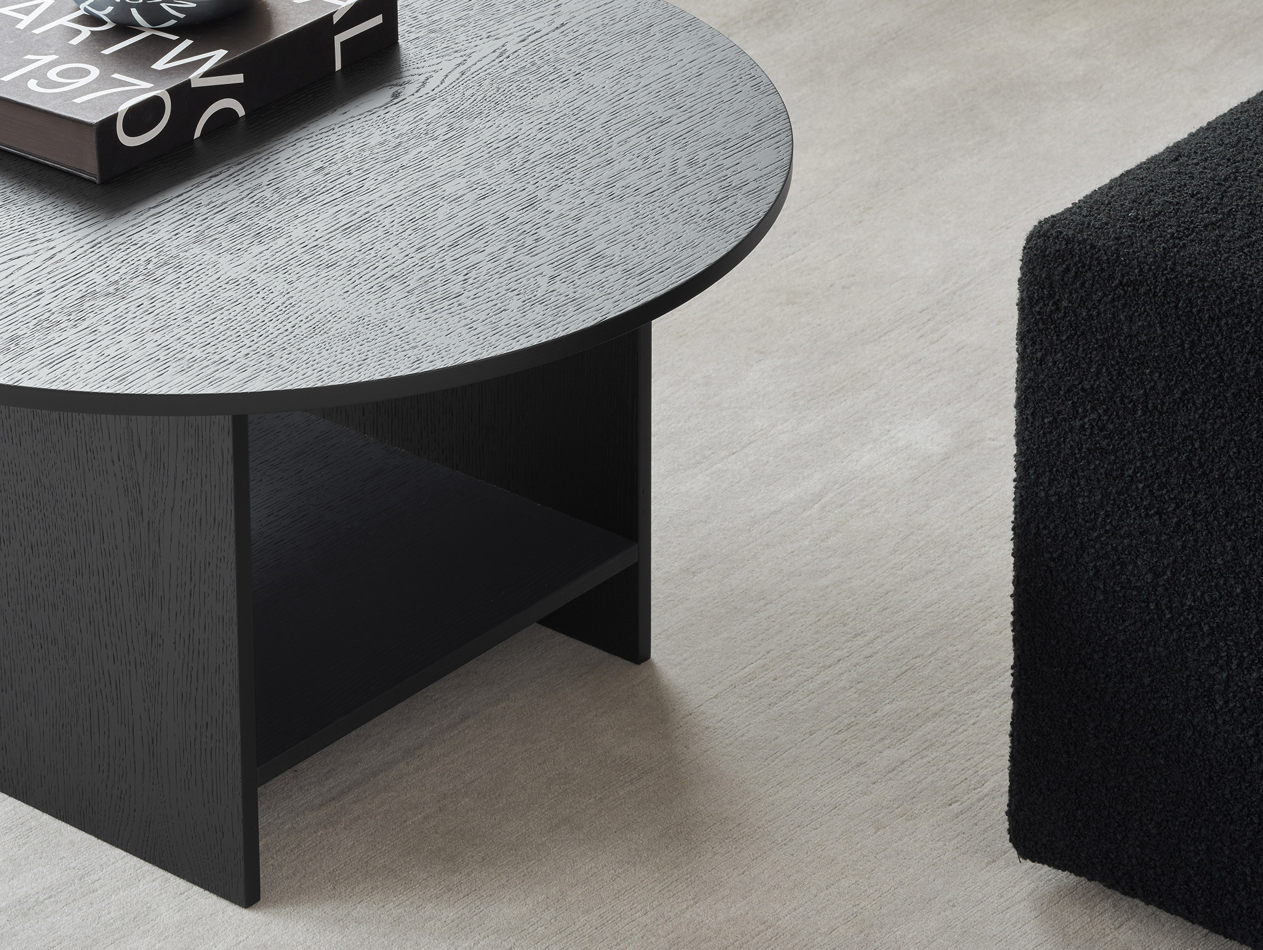 E15 philipp mainzer heiji side table lifestyle3