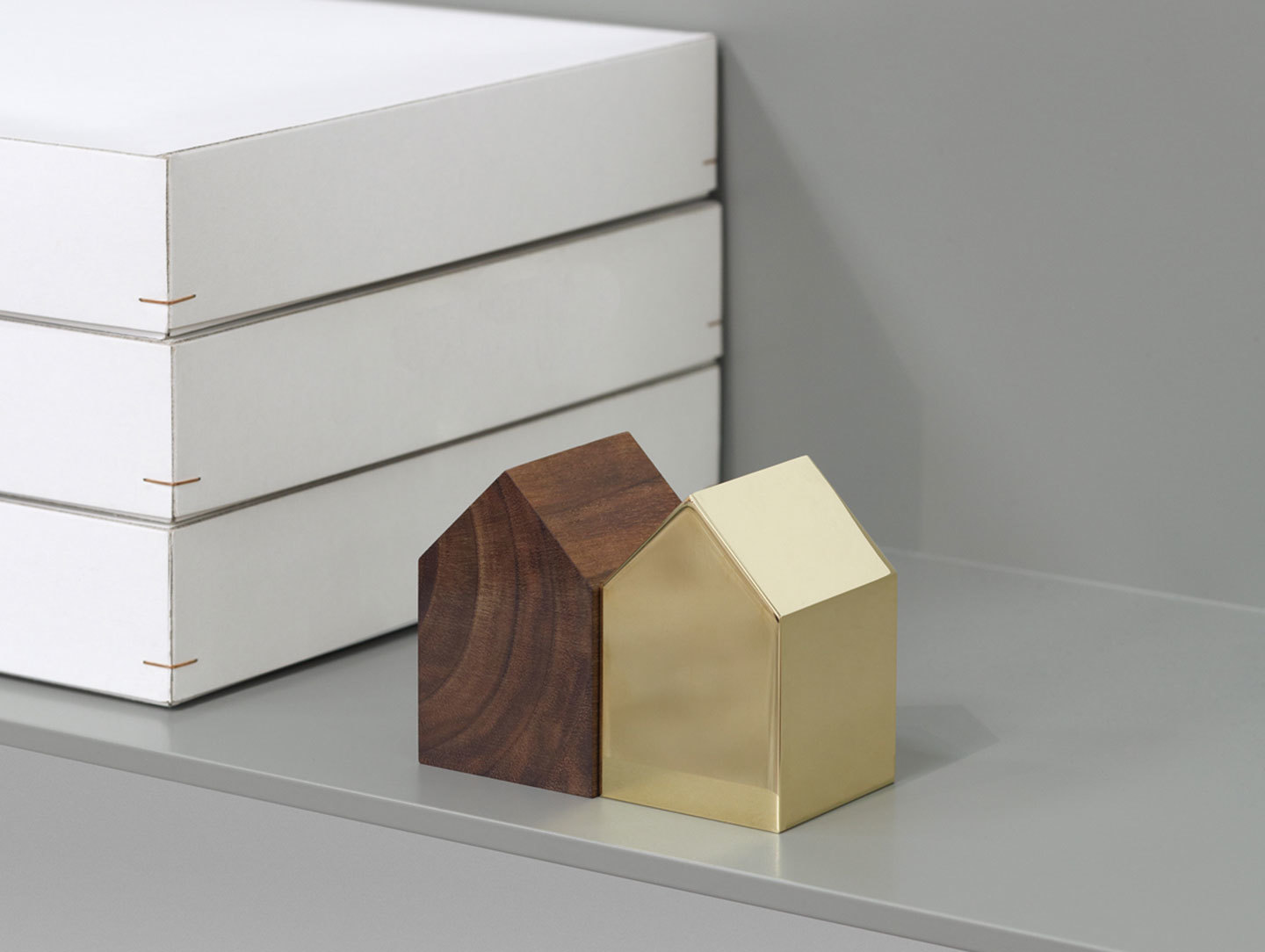 E15 Haus Paperweights Brass Walnut Small Saddle Roof Jan Philip Holler