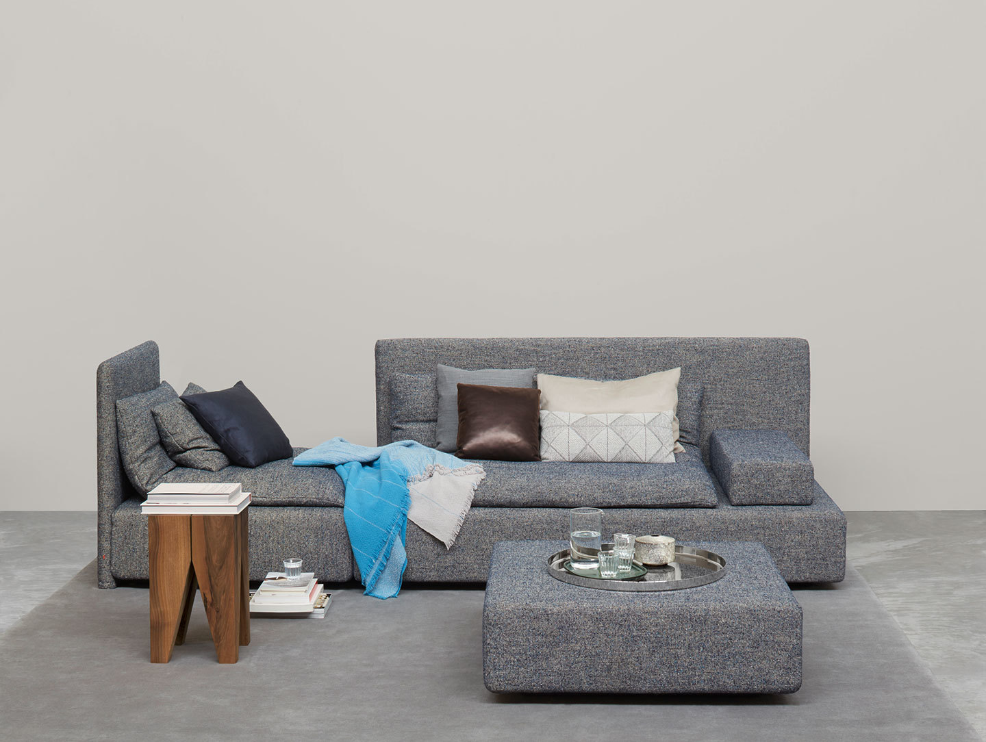 E15 Shiraz Sofa 2 Philipp Mainzer Farah Ebrahimi
