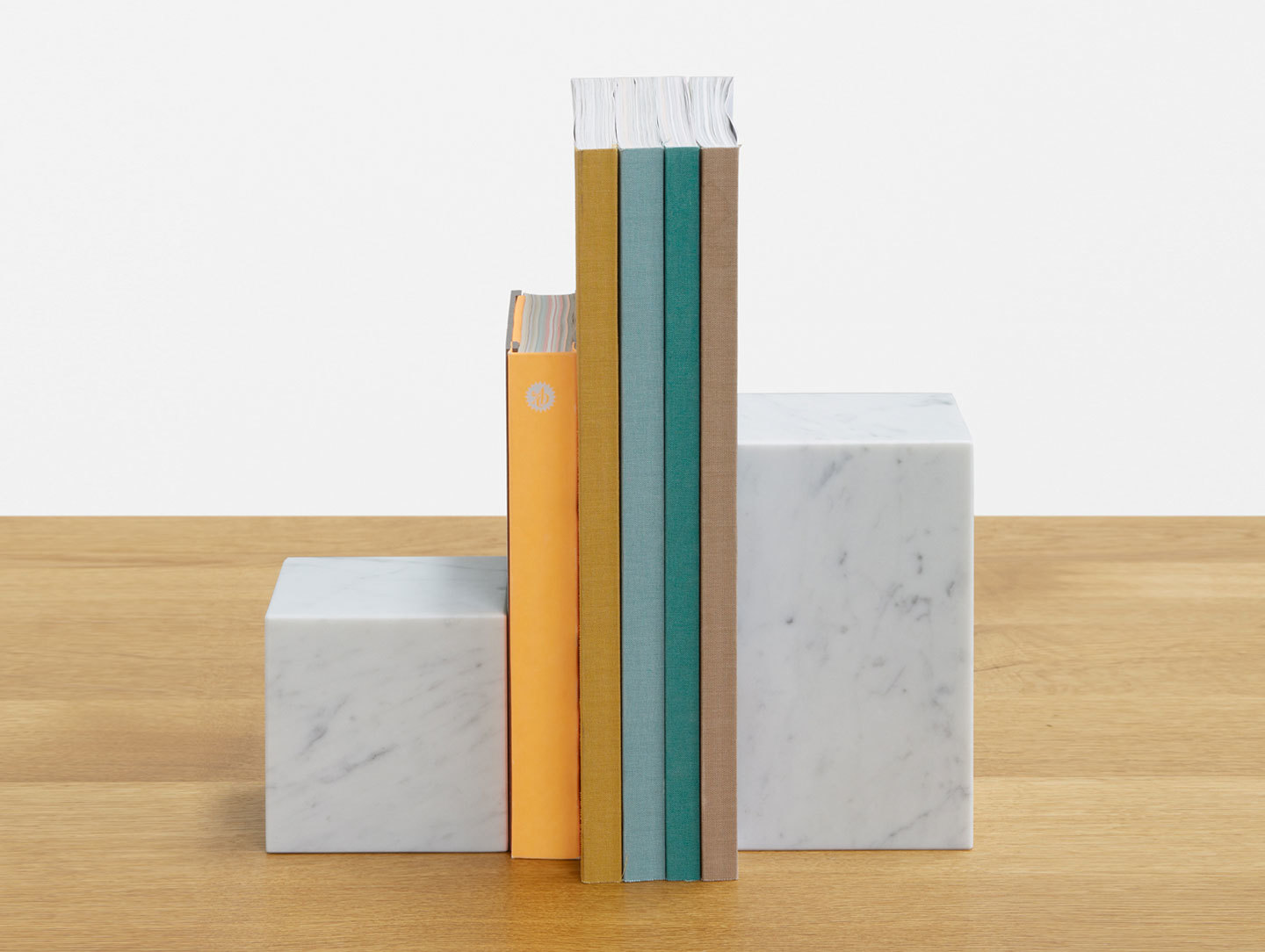 E15 Stop Bookends White Marble Philipp Mainzer