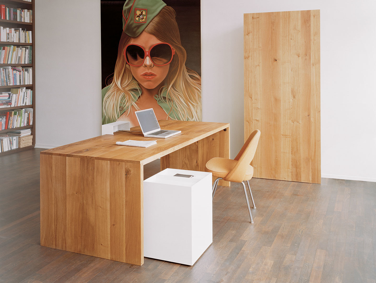 E15 Ponte Desk Oak Philipp Mainzer