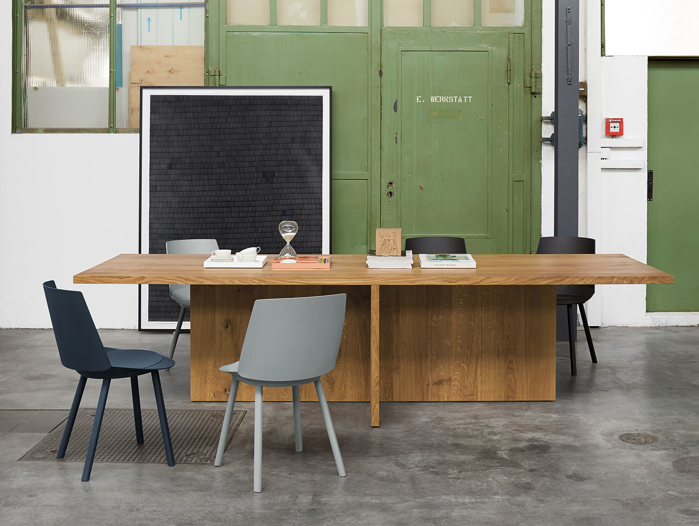 E15 Zehn Oak Table 3