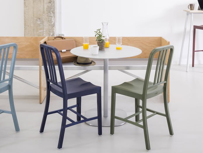 Emeco navy chair 111 lifestyle2