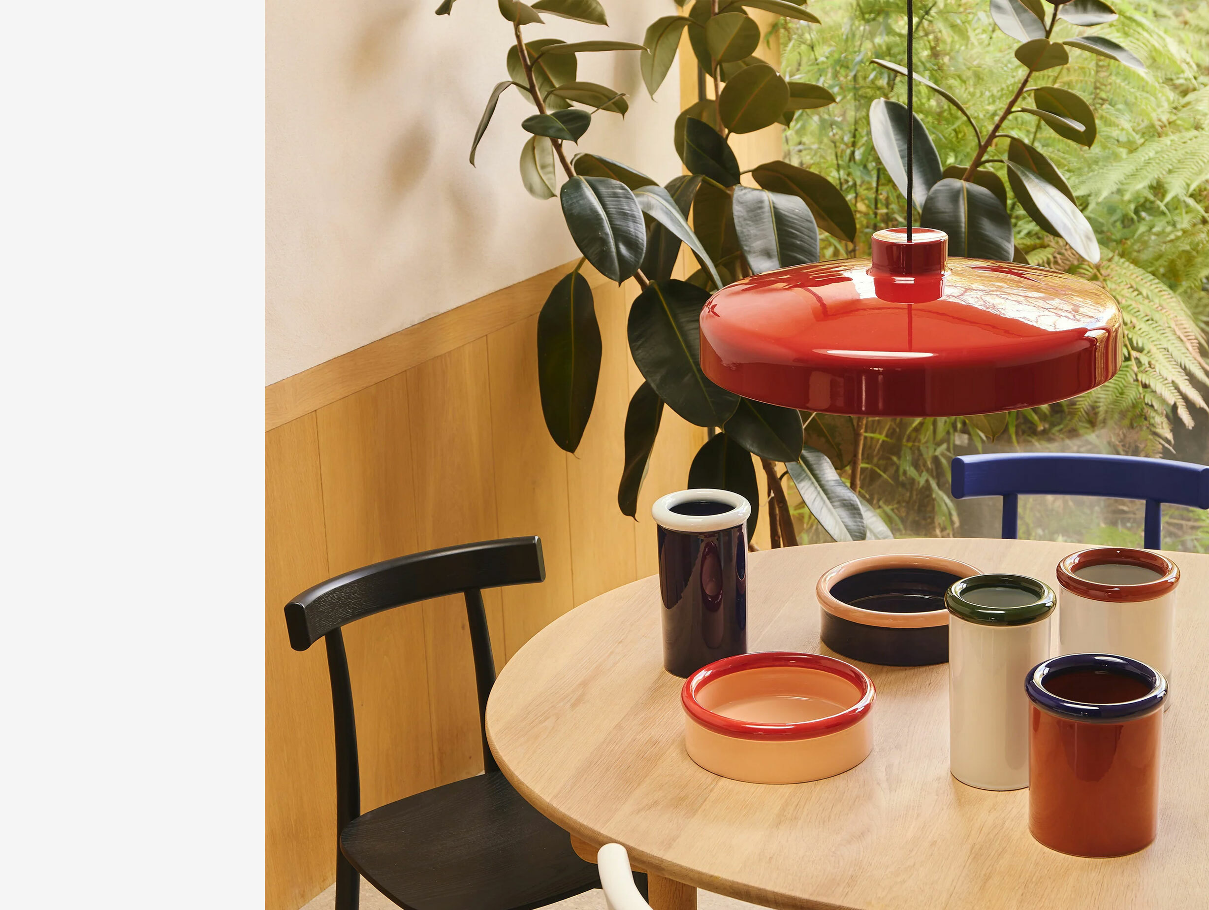 Nine lacquer pendant red large 2