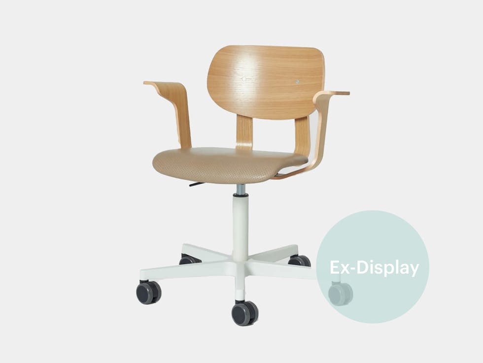 HD Chair Castors / 50% off at £399 image