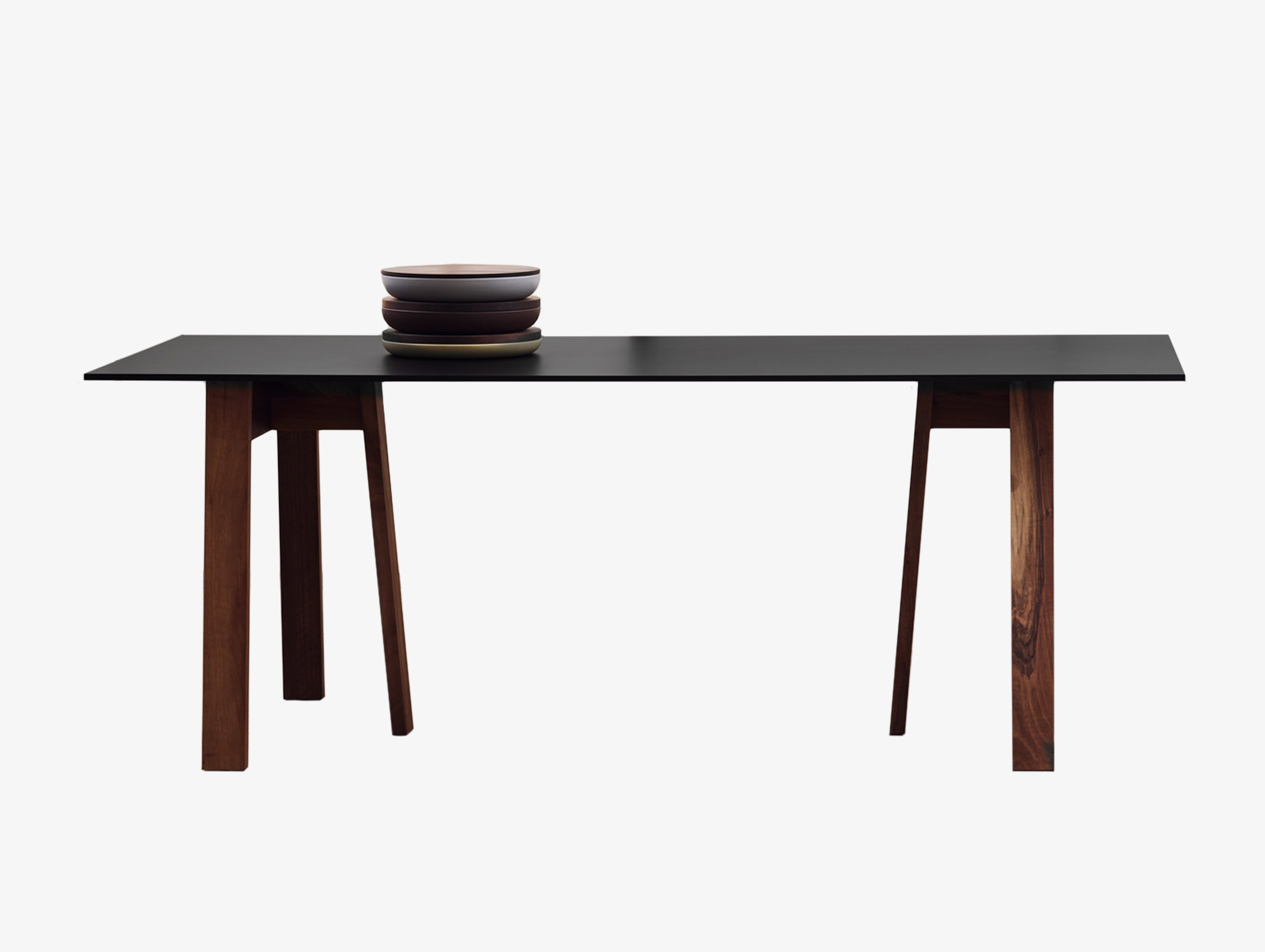Xdp e15 basis trestle table walnut black top