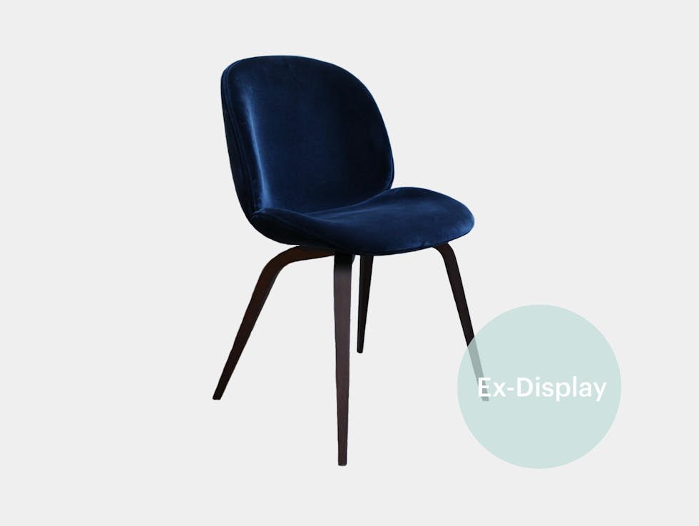 Xdp gubi beetle chair blue velvet 2