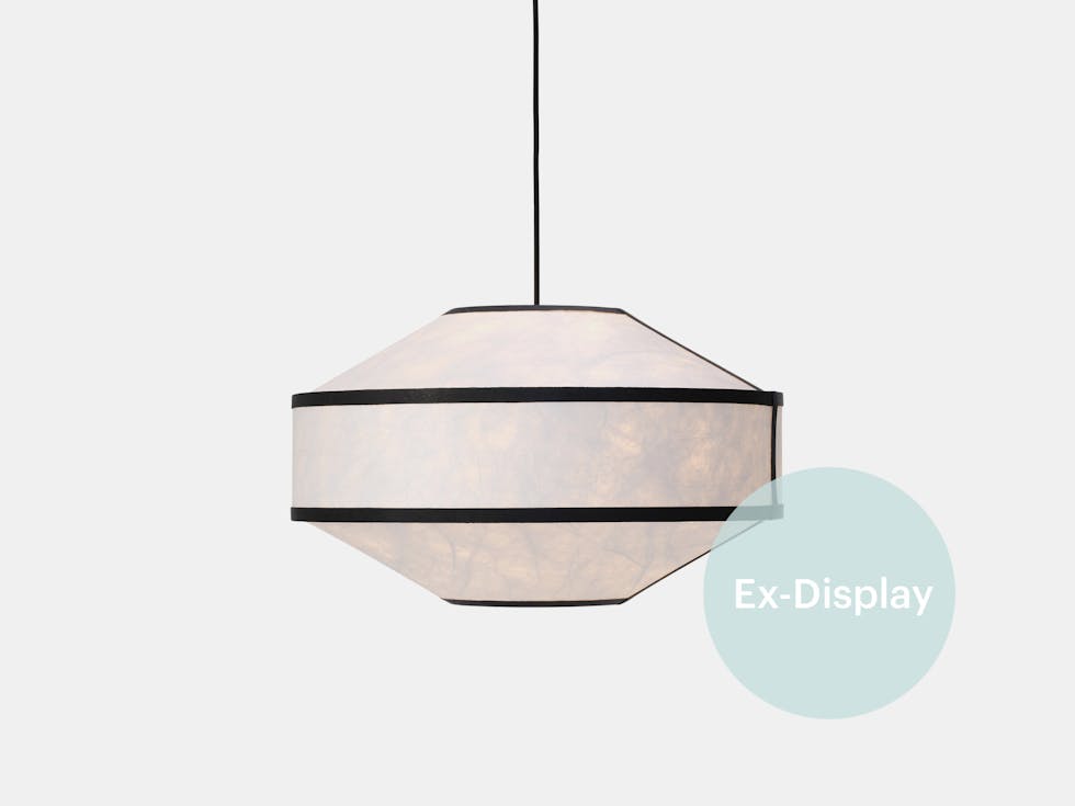 Xdp new works panter tourron kite pendant lamp 55 black white Xdp new works panter tourron kite pendant lamp 55 black white