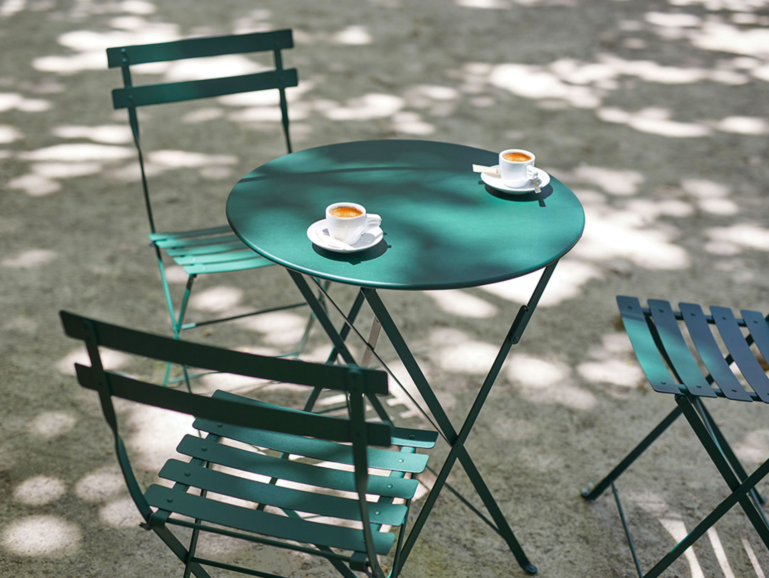 Fermob bistro table story 2