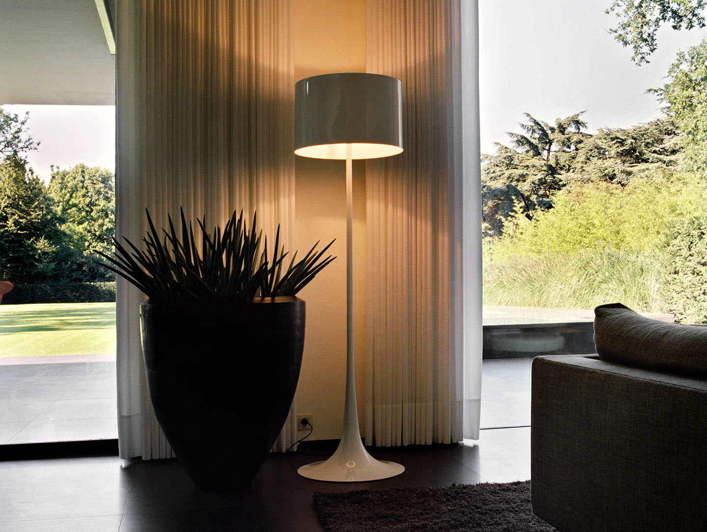 Flos Spun Floor Light Sebastian Wrong