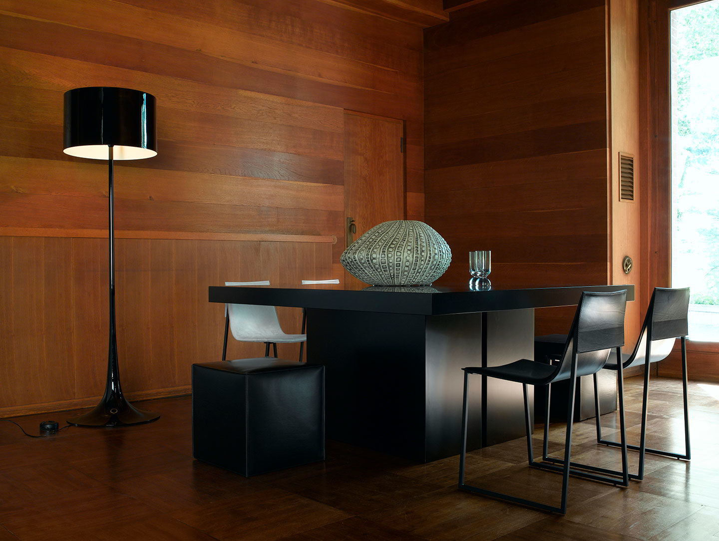 Flos Spun Floor Light Black 2 Sebastian Wrong