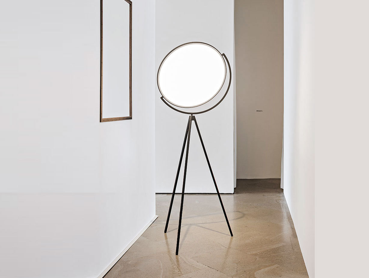 Flos Superloon Floor Light Black 2 Jasper Morrison