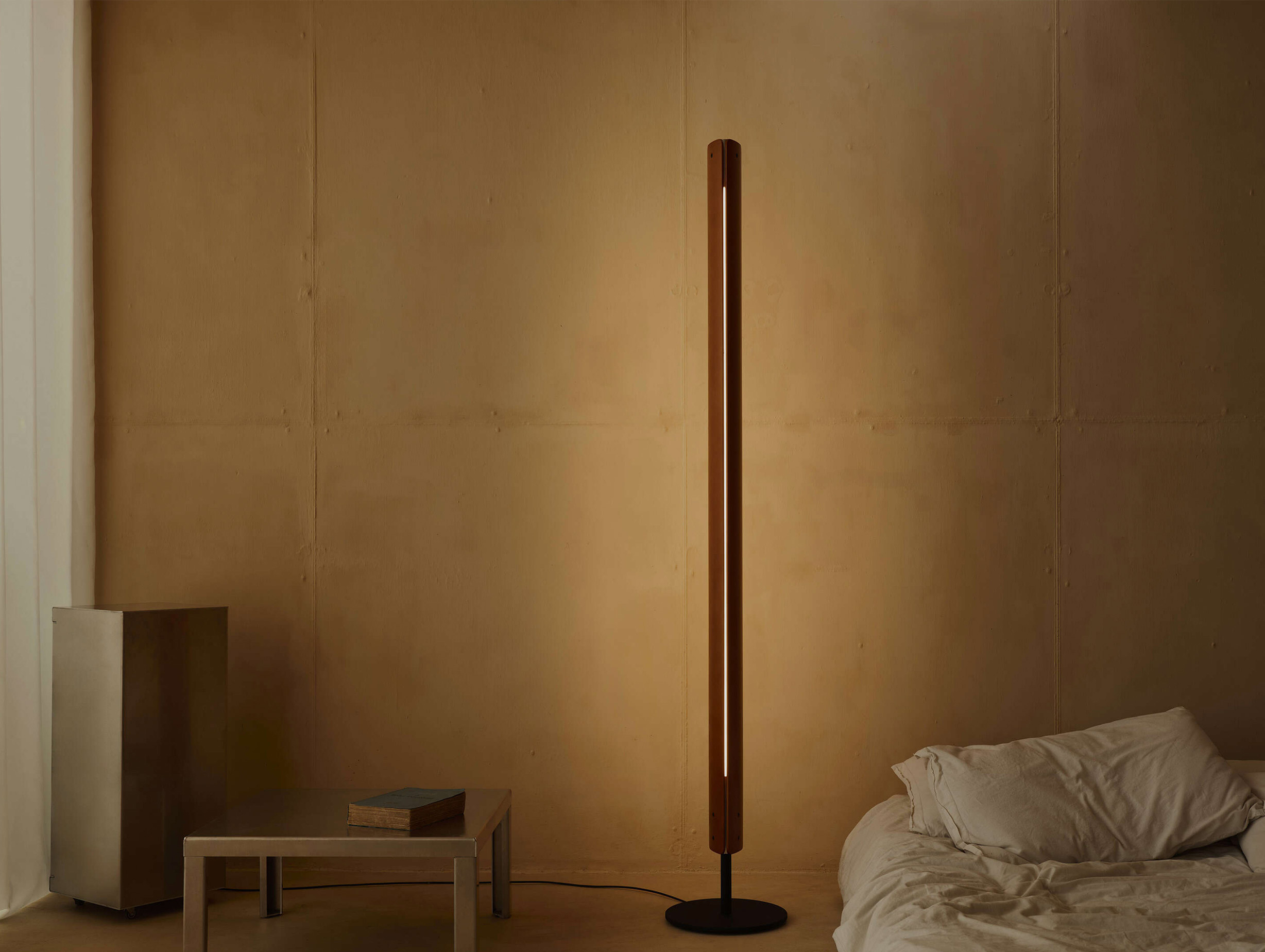 Flos tobia scarpa seki han floor lamp lifestyle3