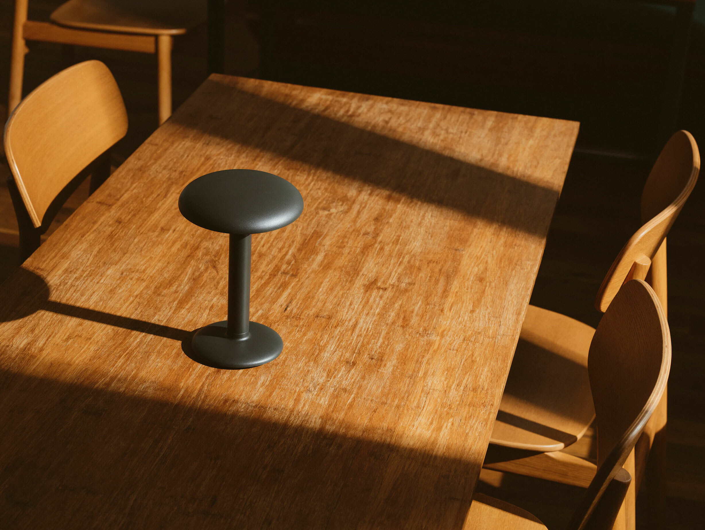 Flos vincent van duysen gustave ls 4