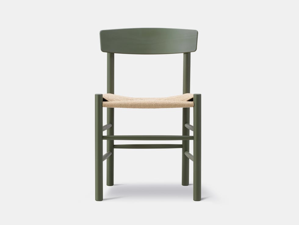Fredericia borge mogensen j39 the peoples chair lacquered beech khaki green