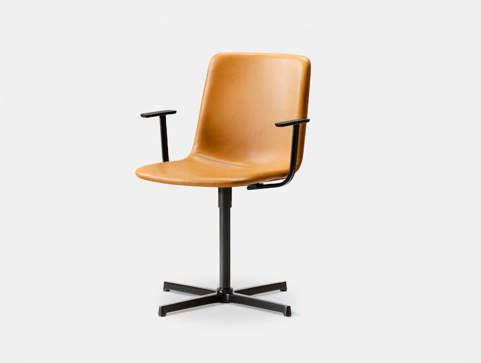 Fredericia pato pedestal office chair walnut95 black