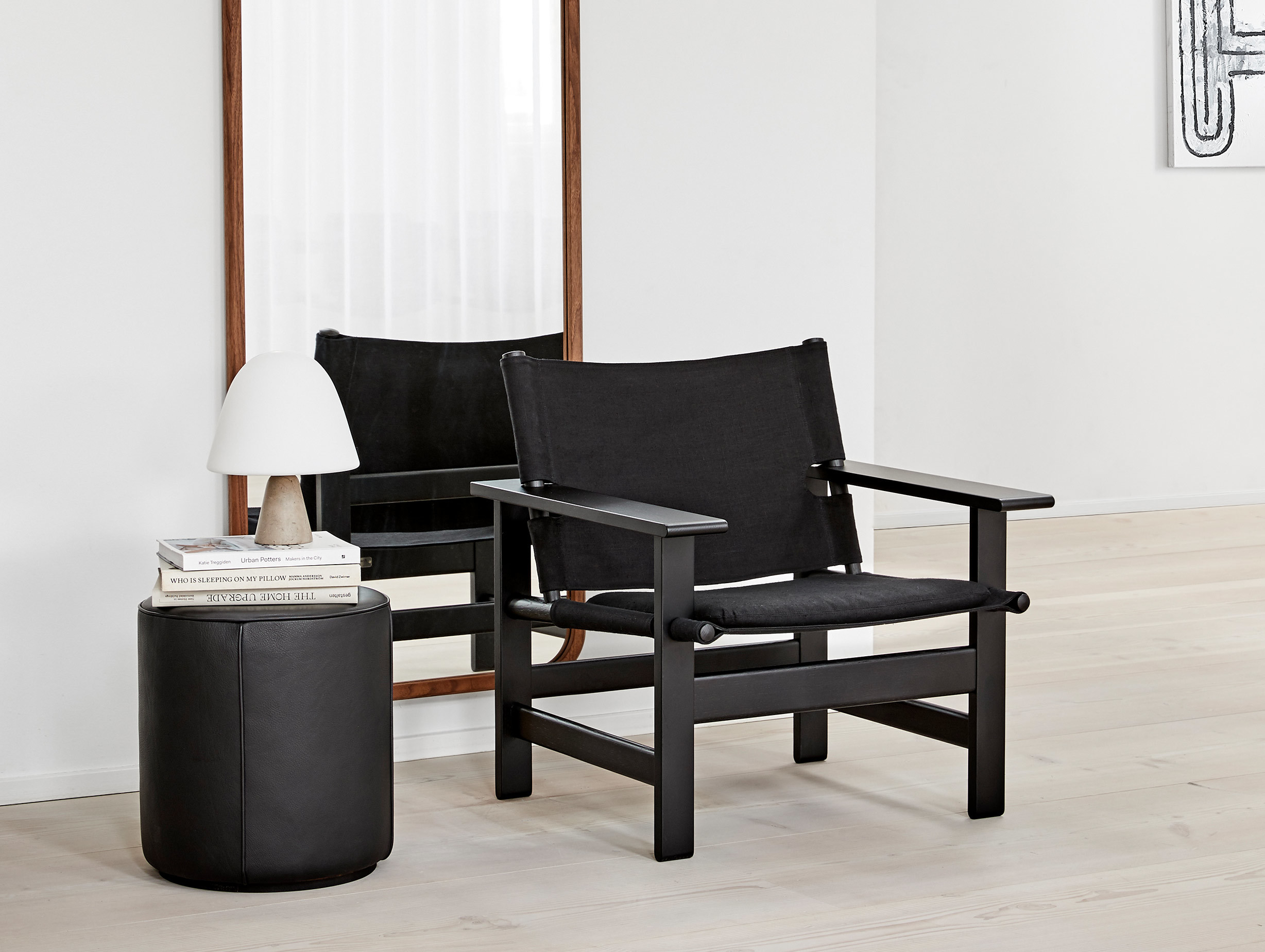 Fredericia canvas chair lifestyle 1