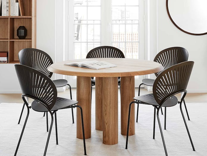 Fredericia islet dining table lifestyle