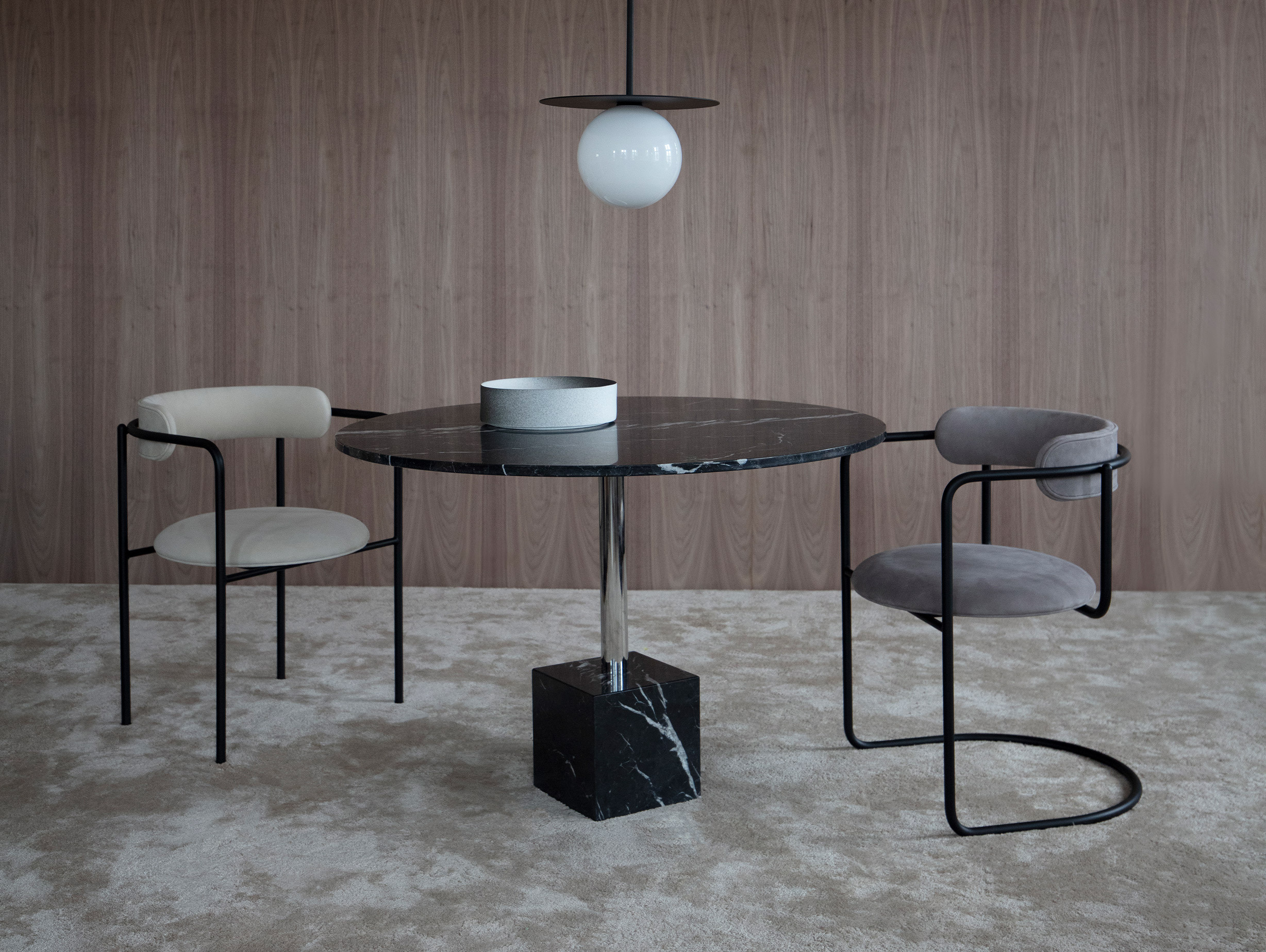 Friends founders ff cantilever armchair lifestyle3