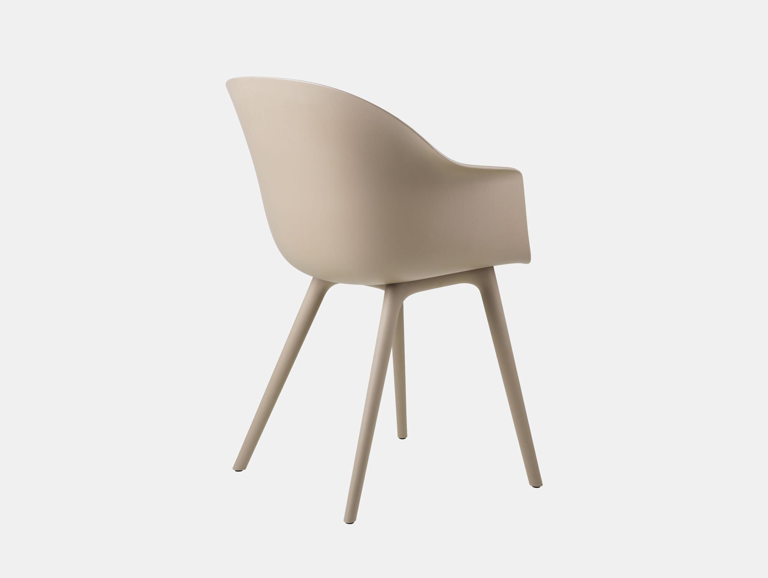 Gubi bat outdoor chair new beige back