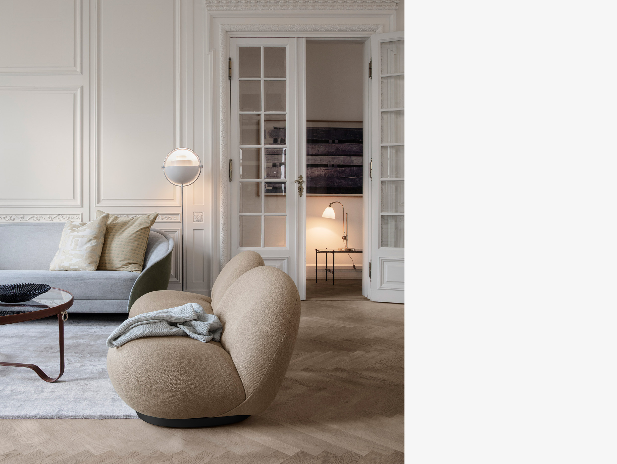 Gubi louis weisdorf multi lite floor lamp lifestyle3
