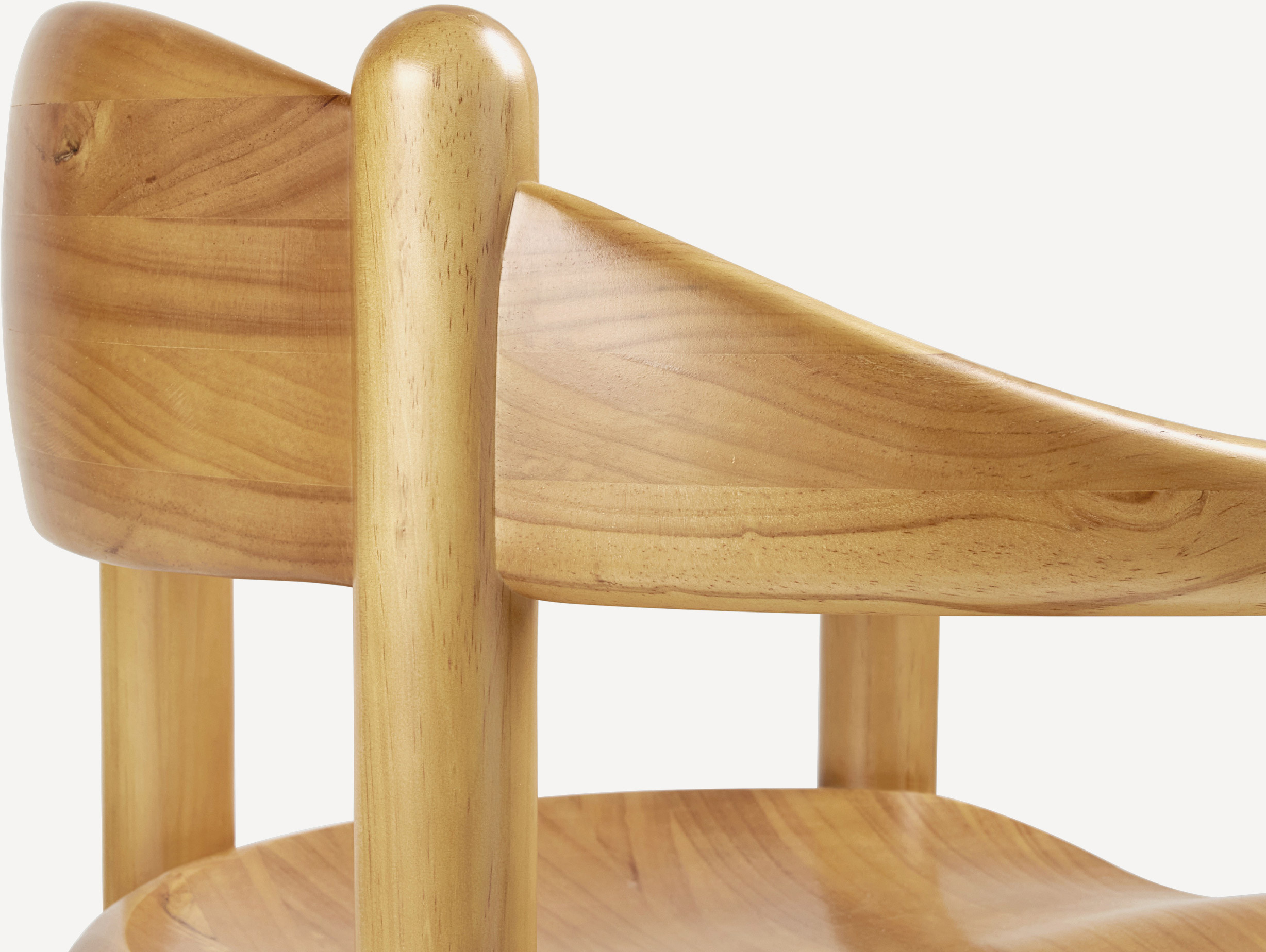 Gubi rainer daumiller daumiller armchair golden pine lifestyle