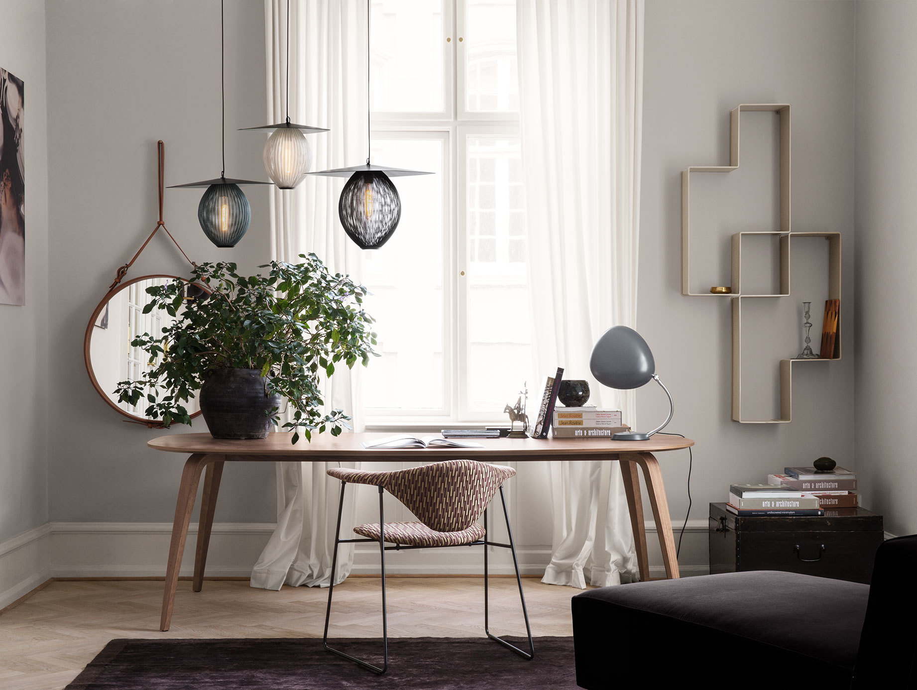 Gubi Adnet Circulaire Satellite Pendant Cobra Lamp