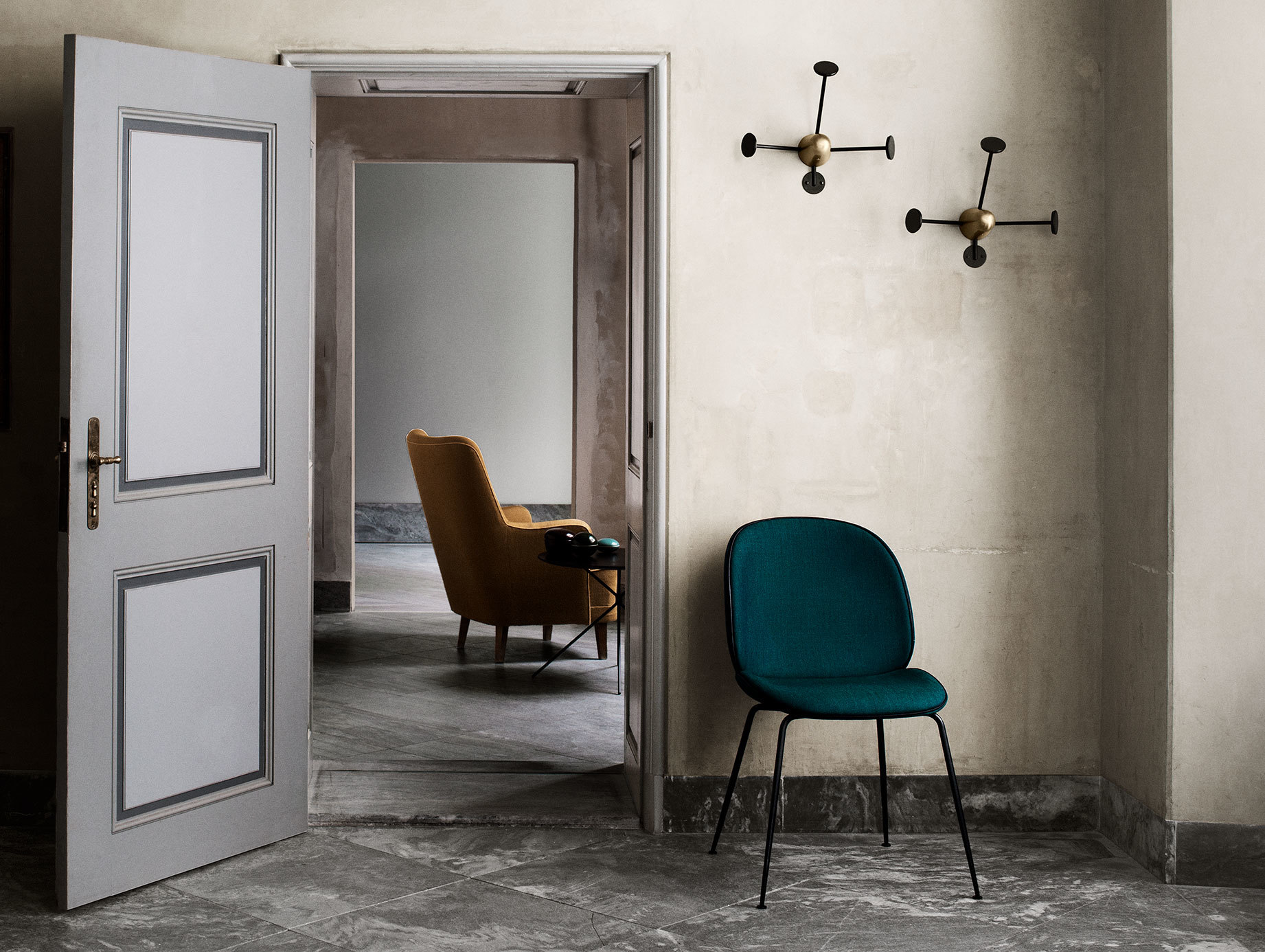 Gubi Mategot Coatrack Black