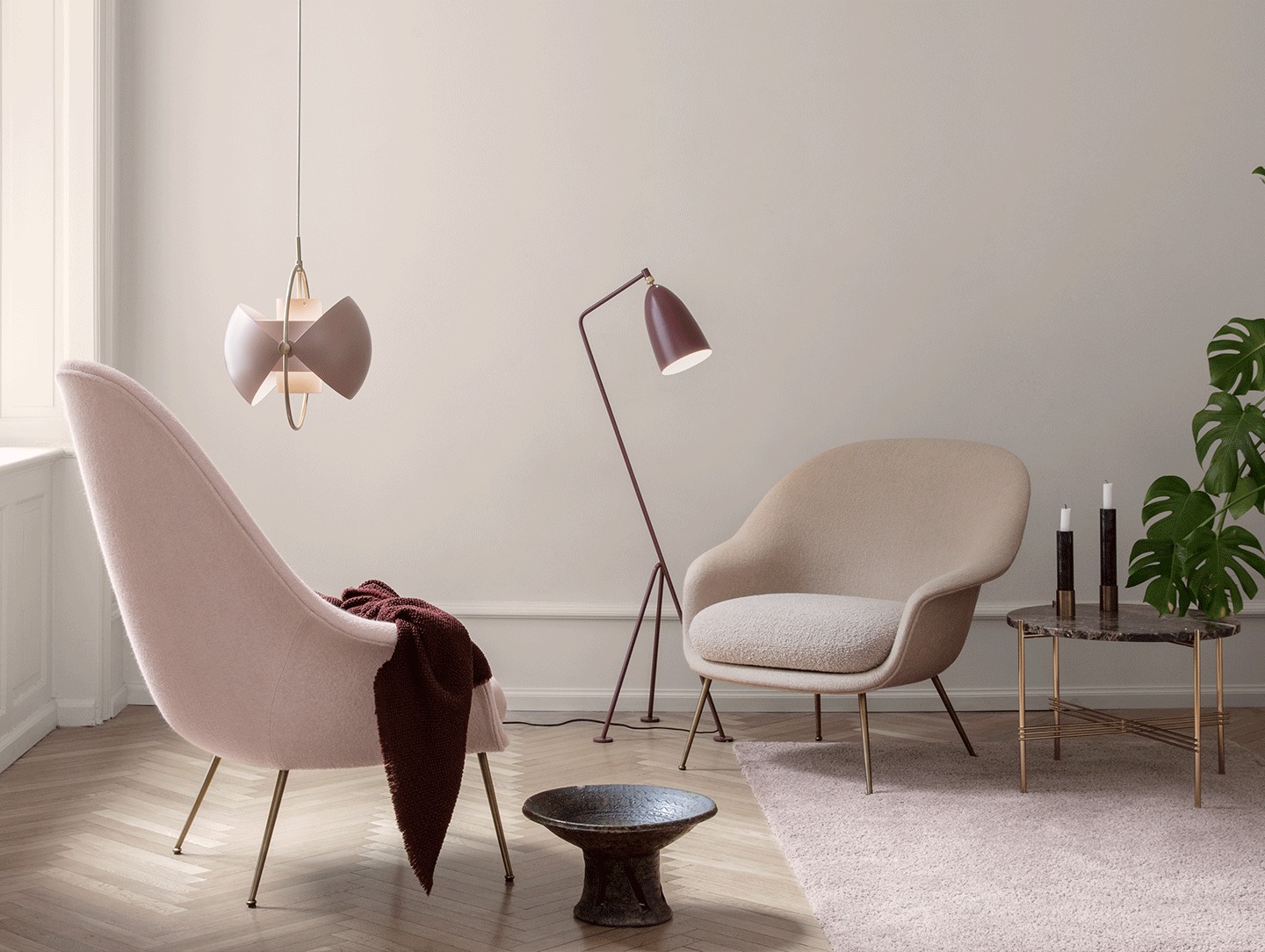 Gubi Bat Lounge Chair