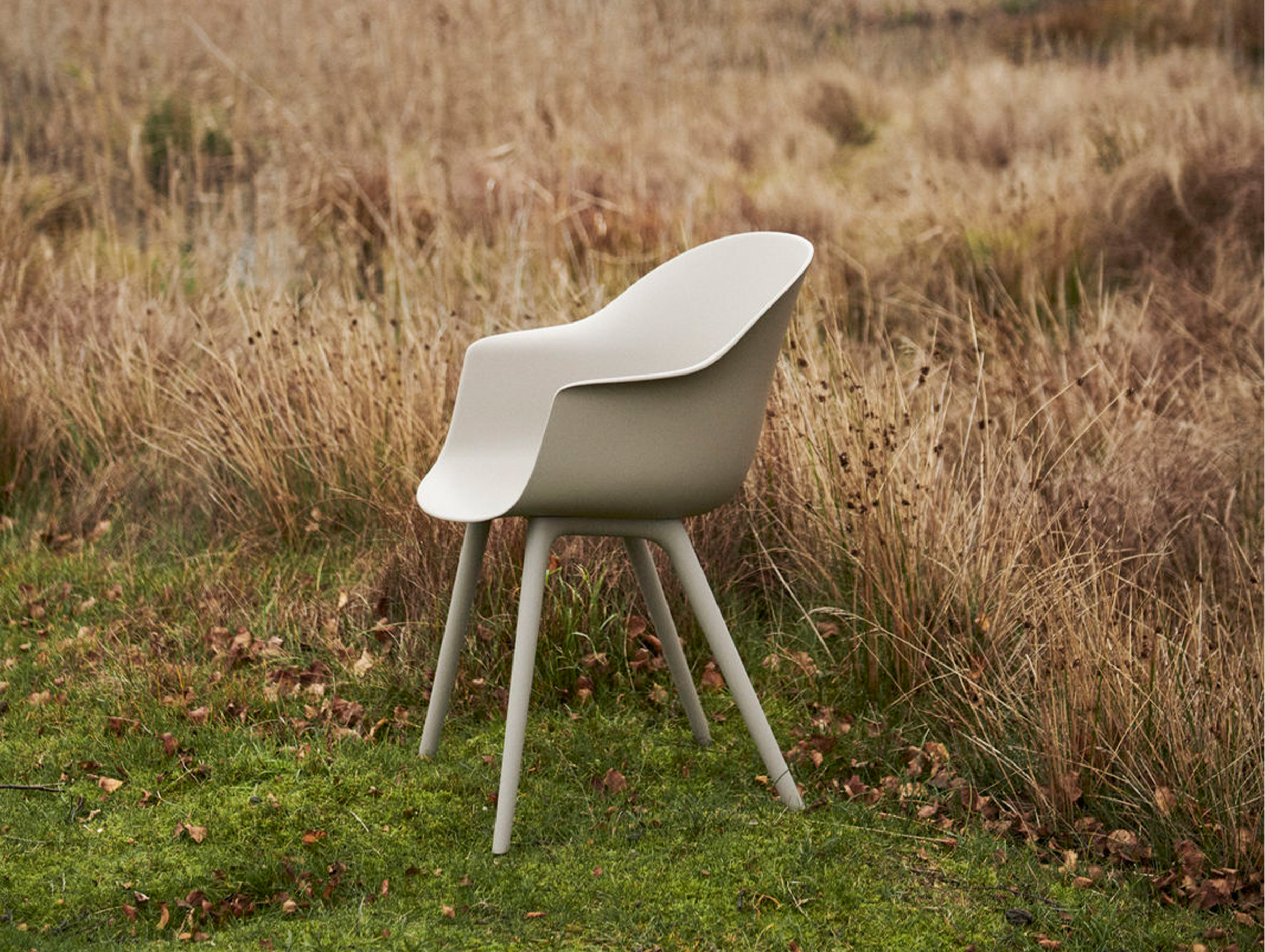 Gubi beetle bat outdoor chair story 1