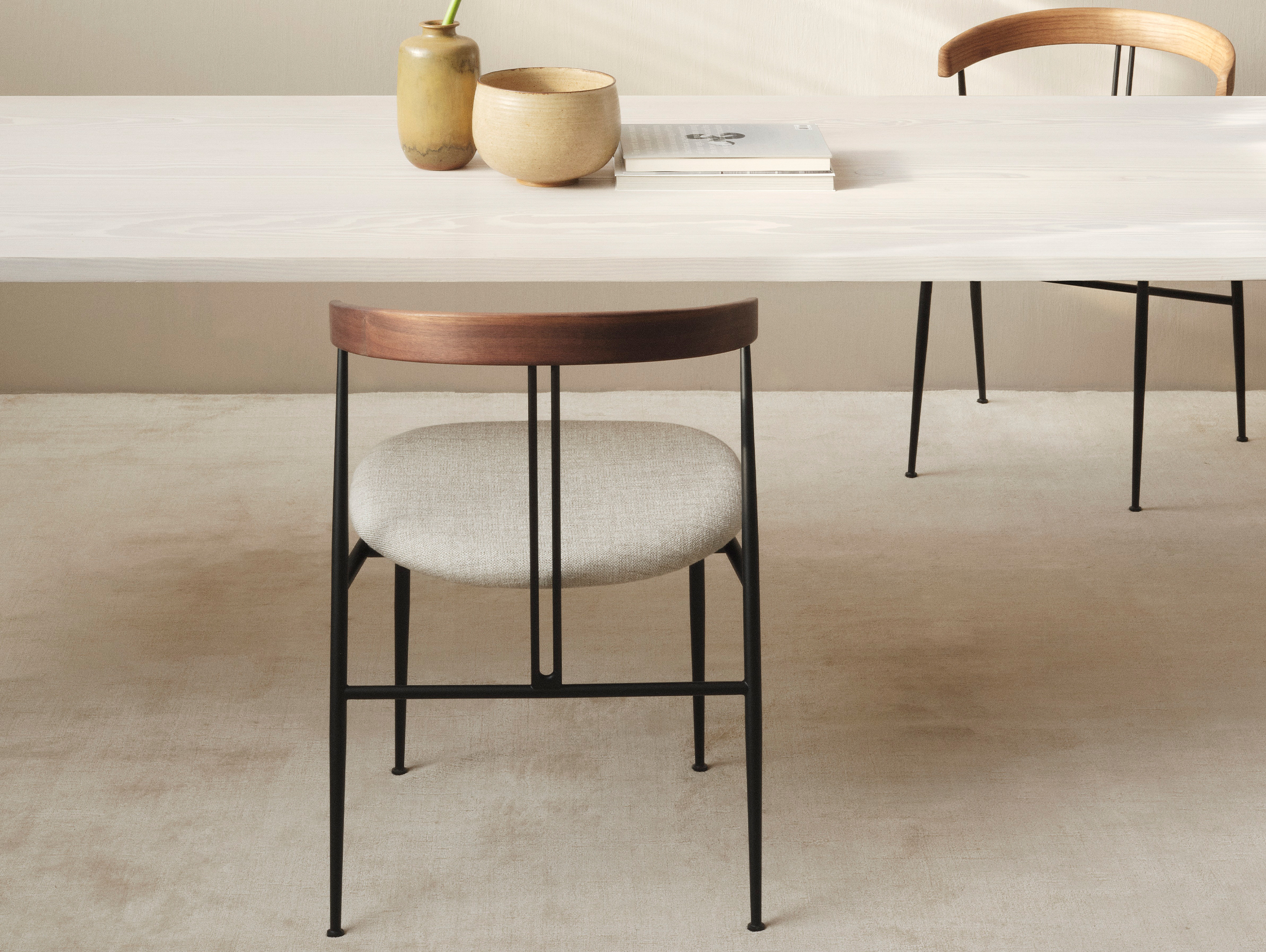 Gubi violin chair story 4