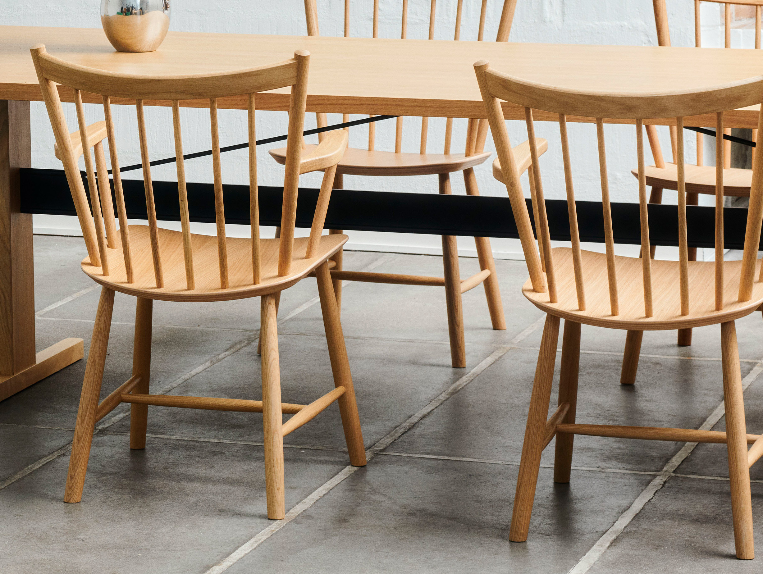 Hay borge mogensen j42 chair lifestyle2