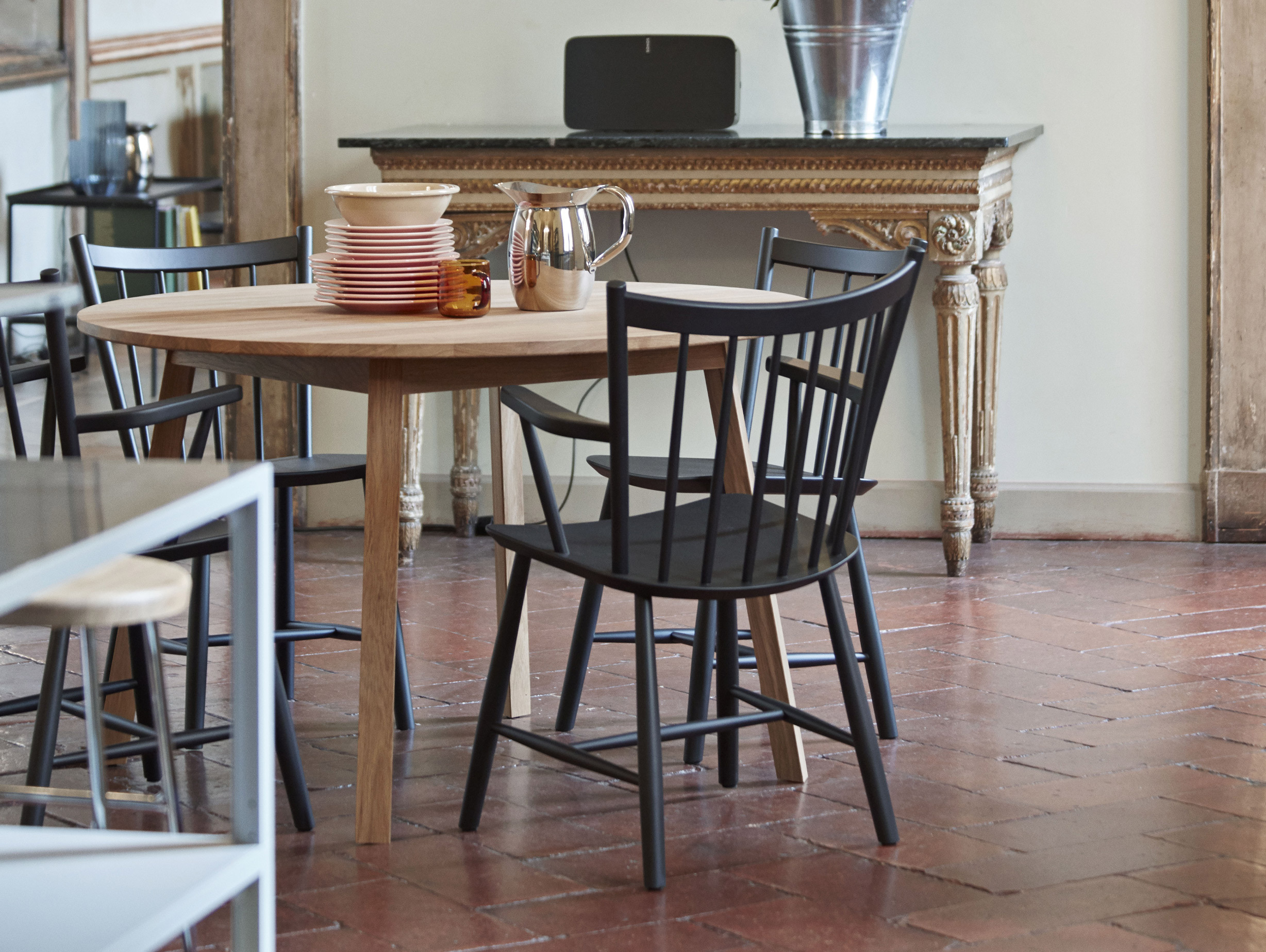 Hay borge mogensen j42 chair lifestyle3