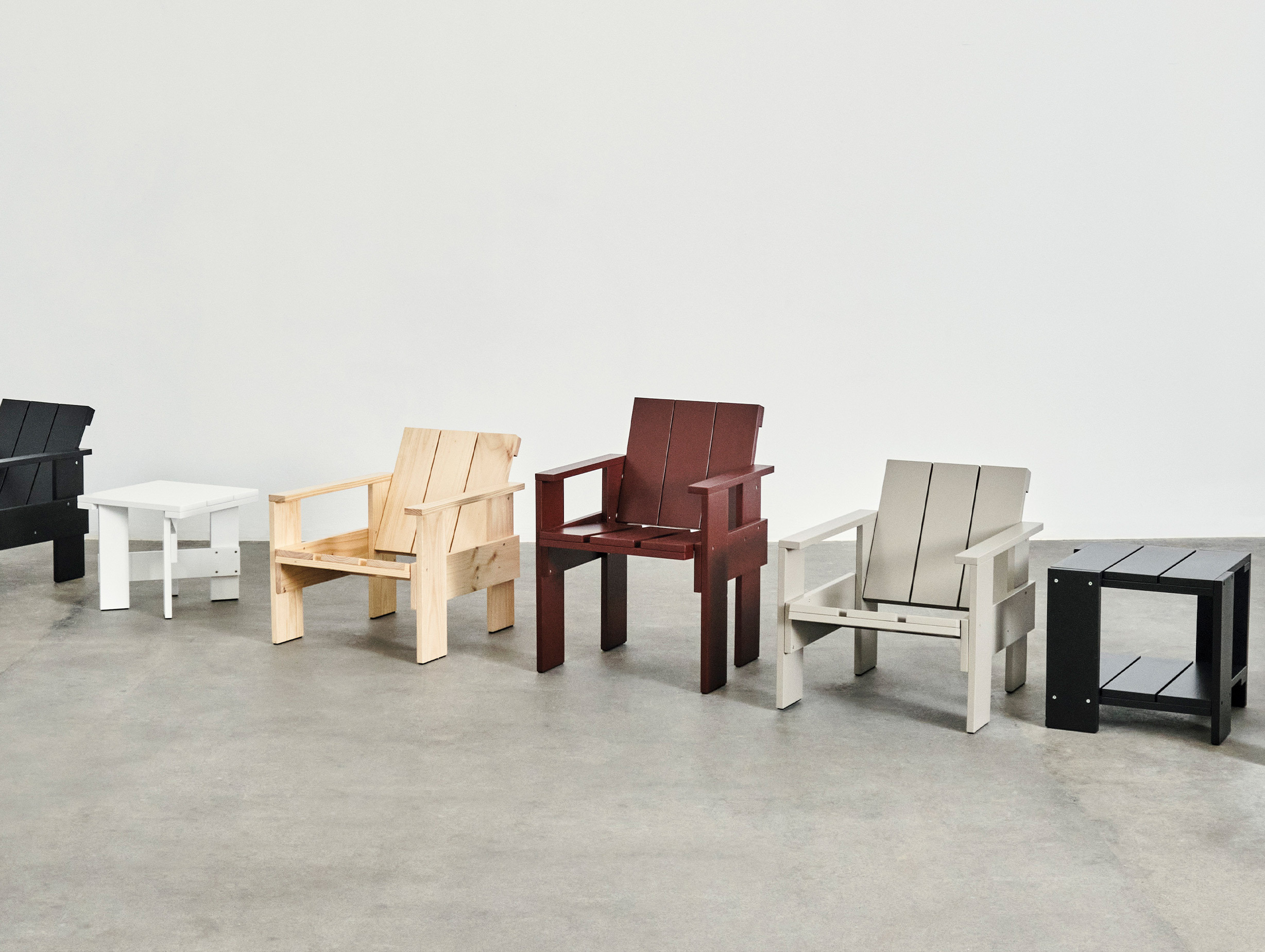 Hay gerrit rietveld crate dining chair lifestyle4