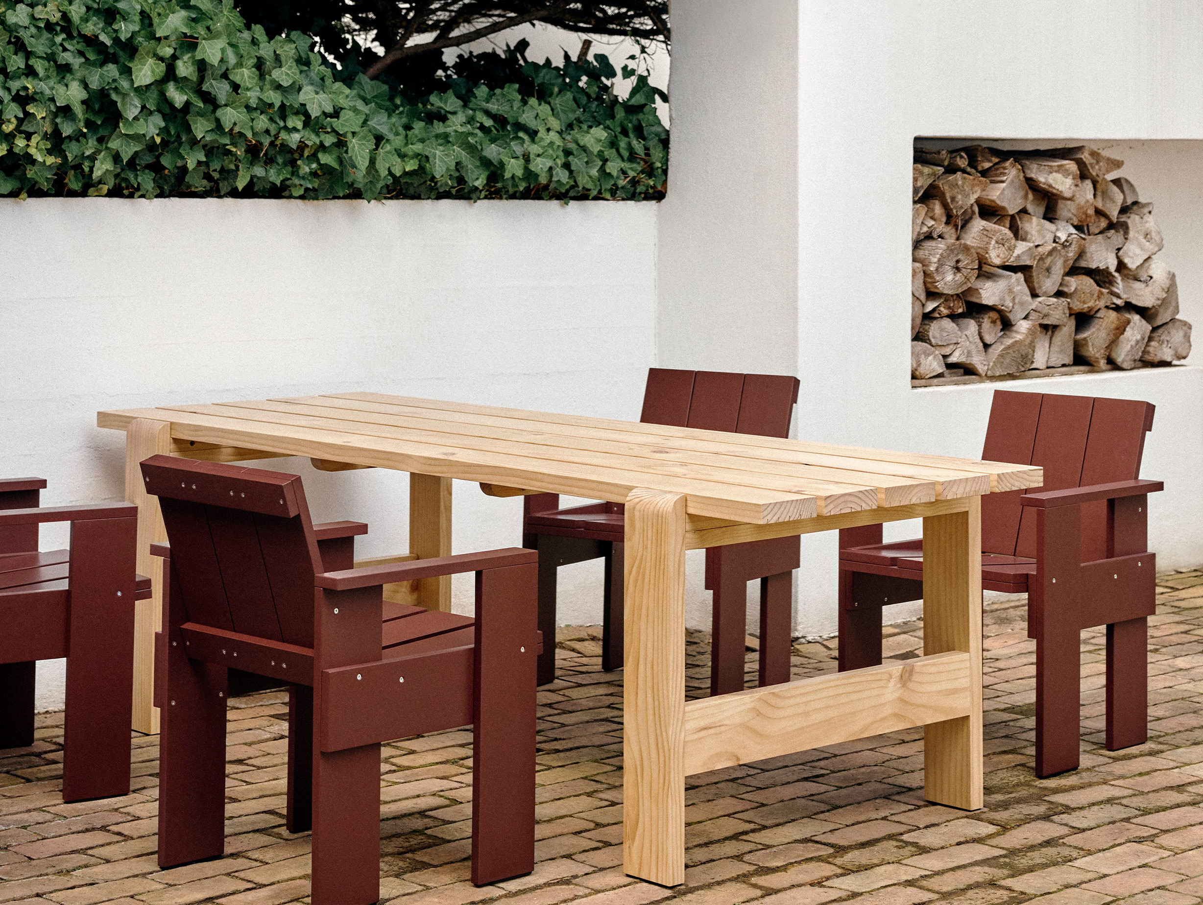 Hay gerrit rietveld crate dining chair lifestyle7