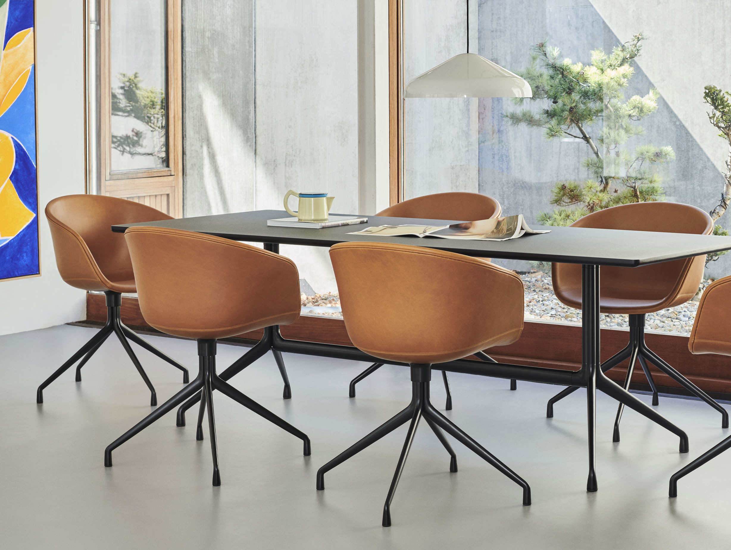 Hay hee welling aac21 swivel chair lifetyle3